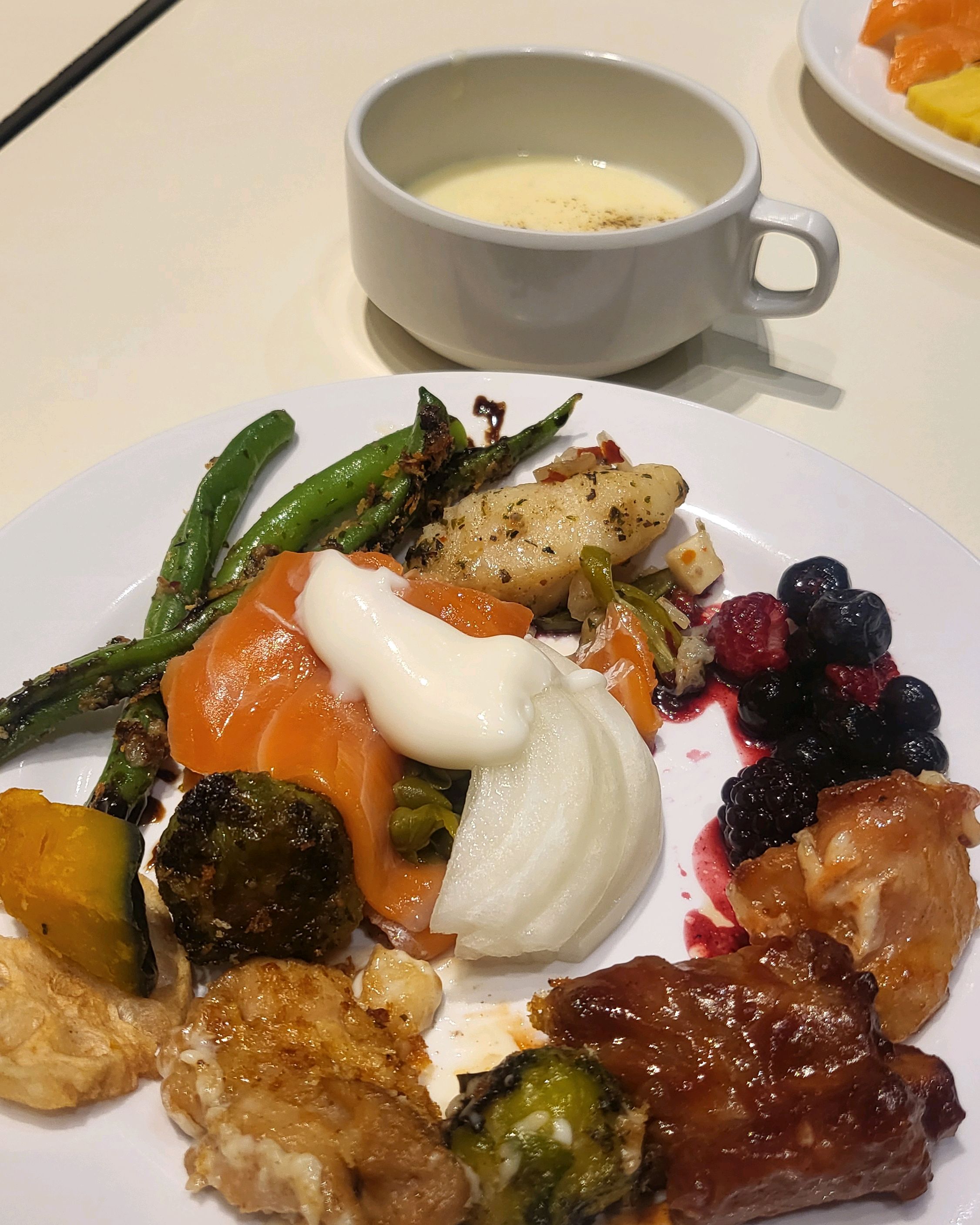 가성비 좋은 샐러드바에요~평일 저녁에 방문해서 - 전주 효자동 맛집 애슐리퀸즈 전주STS점
