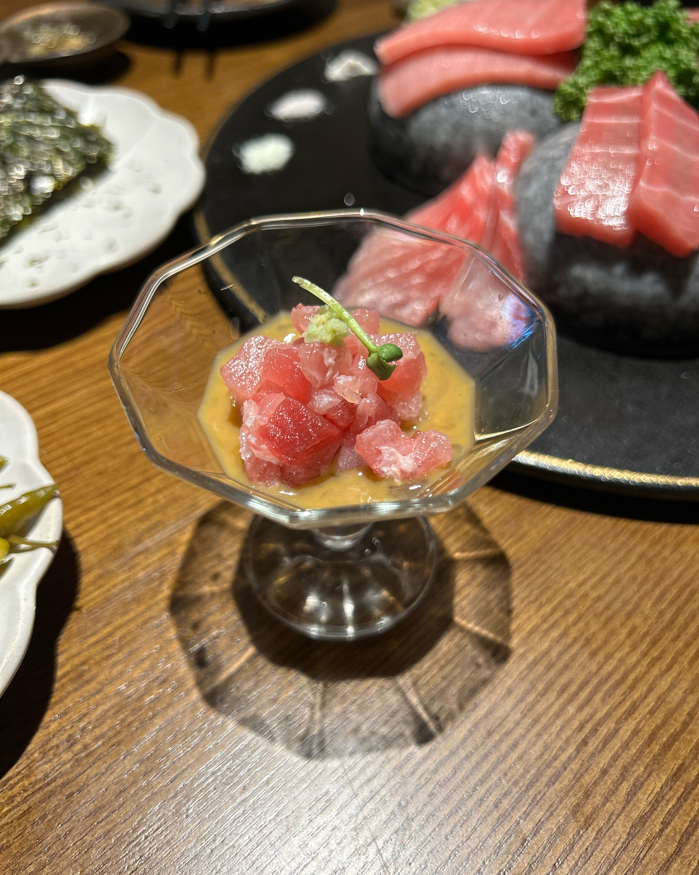 송정에 너무 좋은 참치집이 생겼네요 참치 구성도 너무 좋고 인테리어도 너무 고급져요 !!