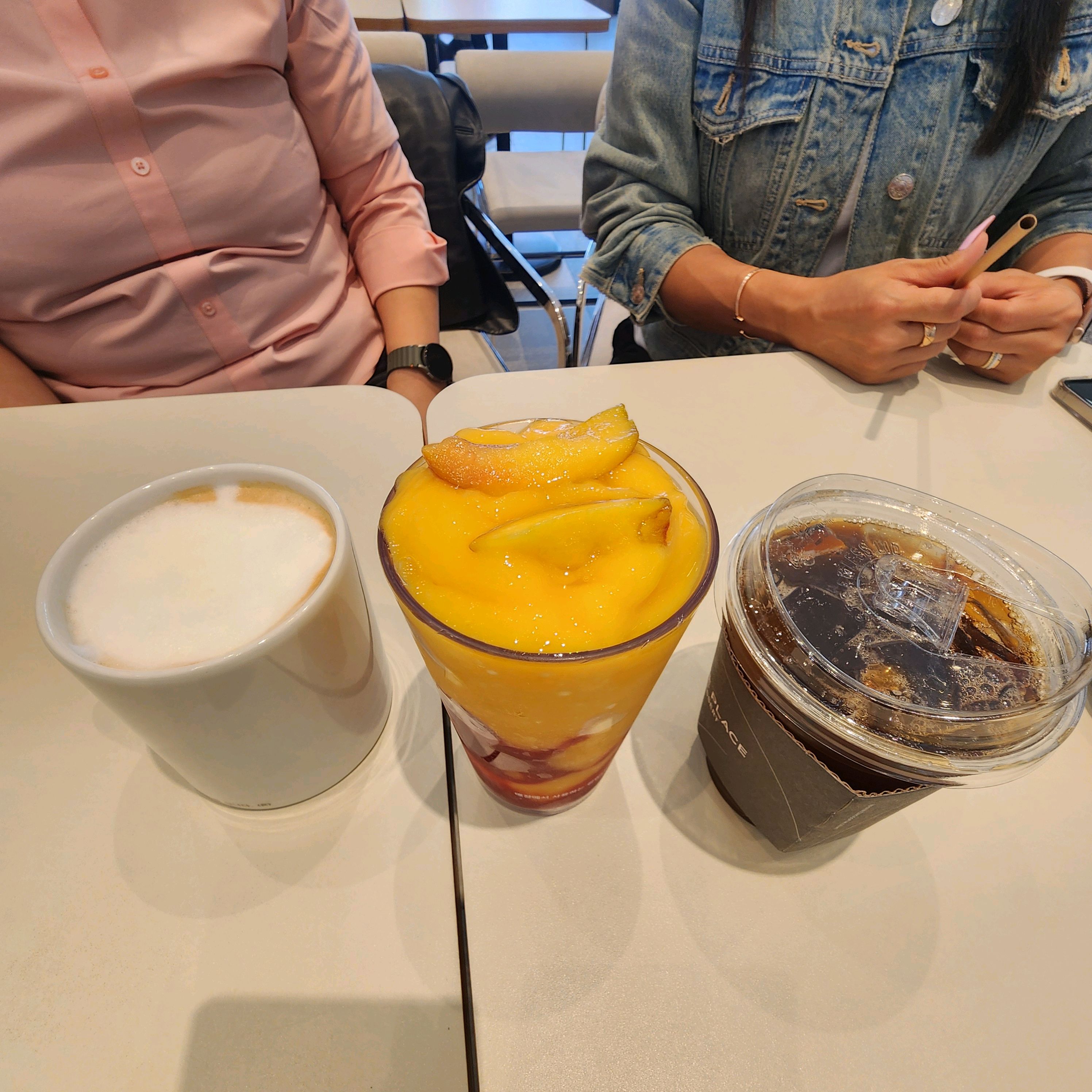 오리역 맛집 투썸플레이스 분당오리역점 내돈내산 방문리뷰