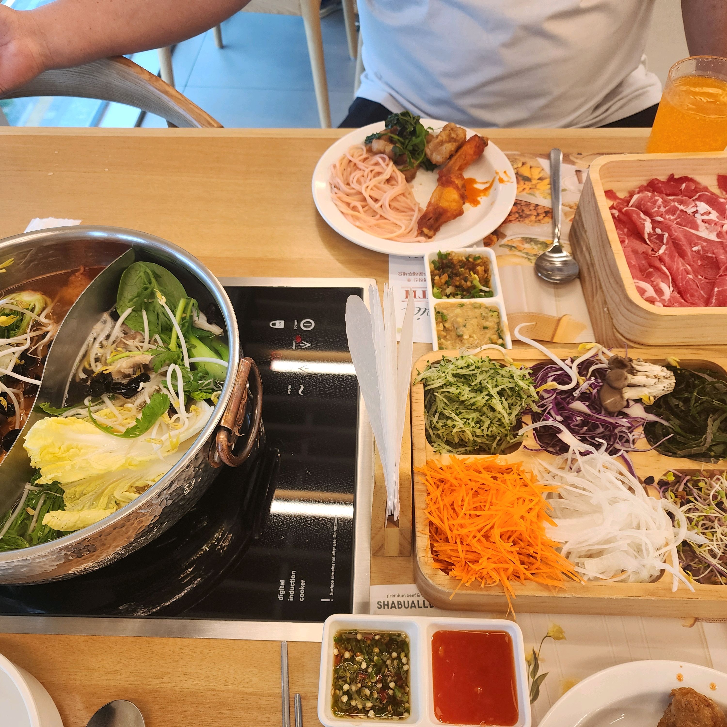 종류도 다양하고 야채도 신선하고~~ - 동탄 맛집 샤브올데이 동탄신도시점