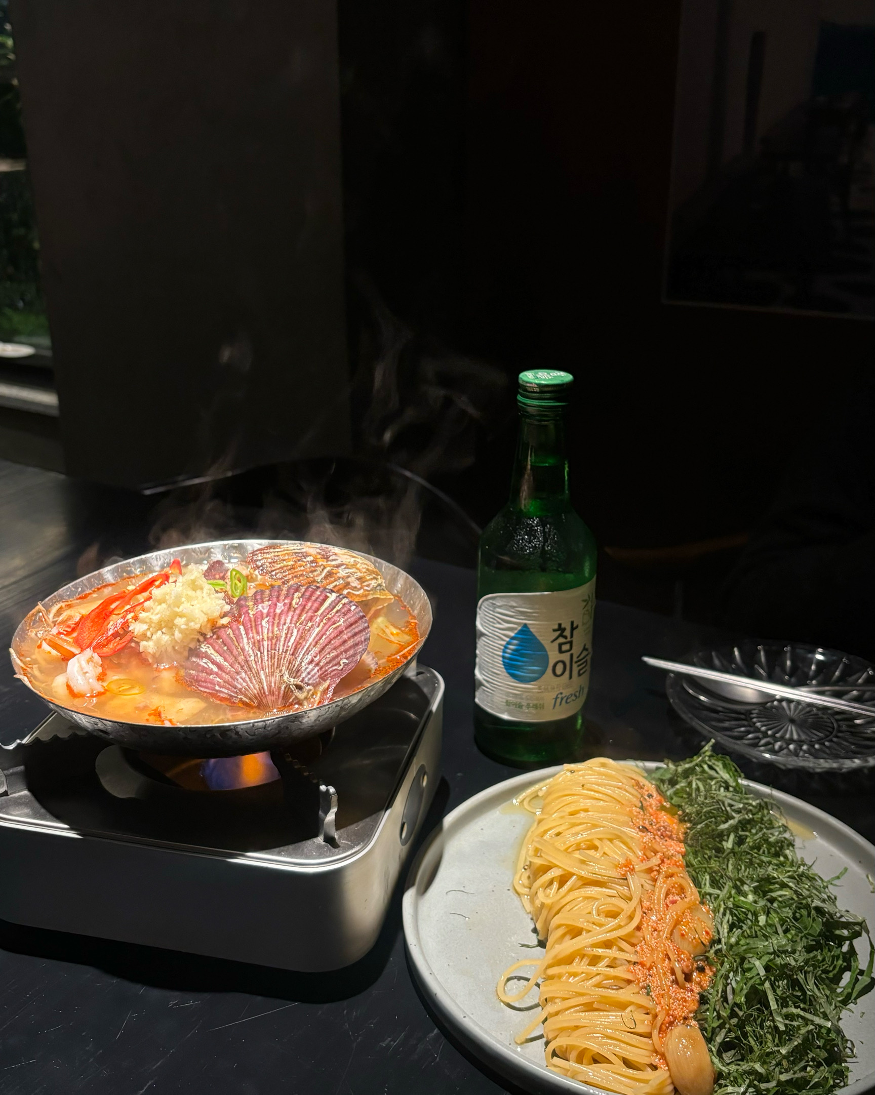 대표인 파스타가 느끼하지 않고 맛있었고 탕도 칼칼헤서 술 안주로 좋았어요! 분위기도 좋고