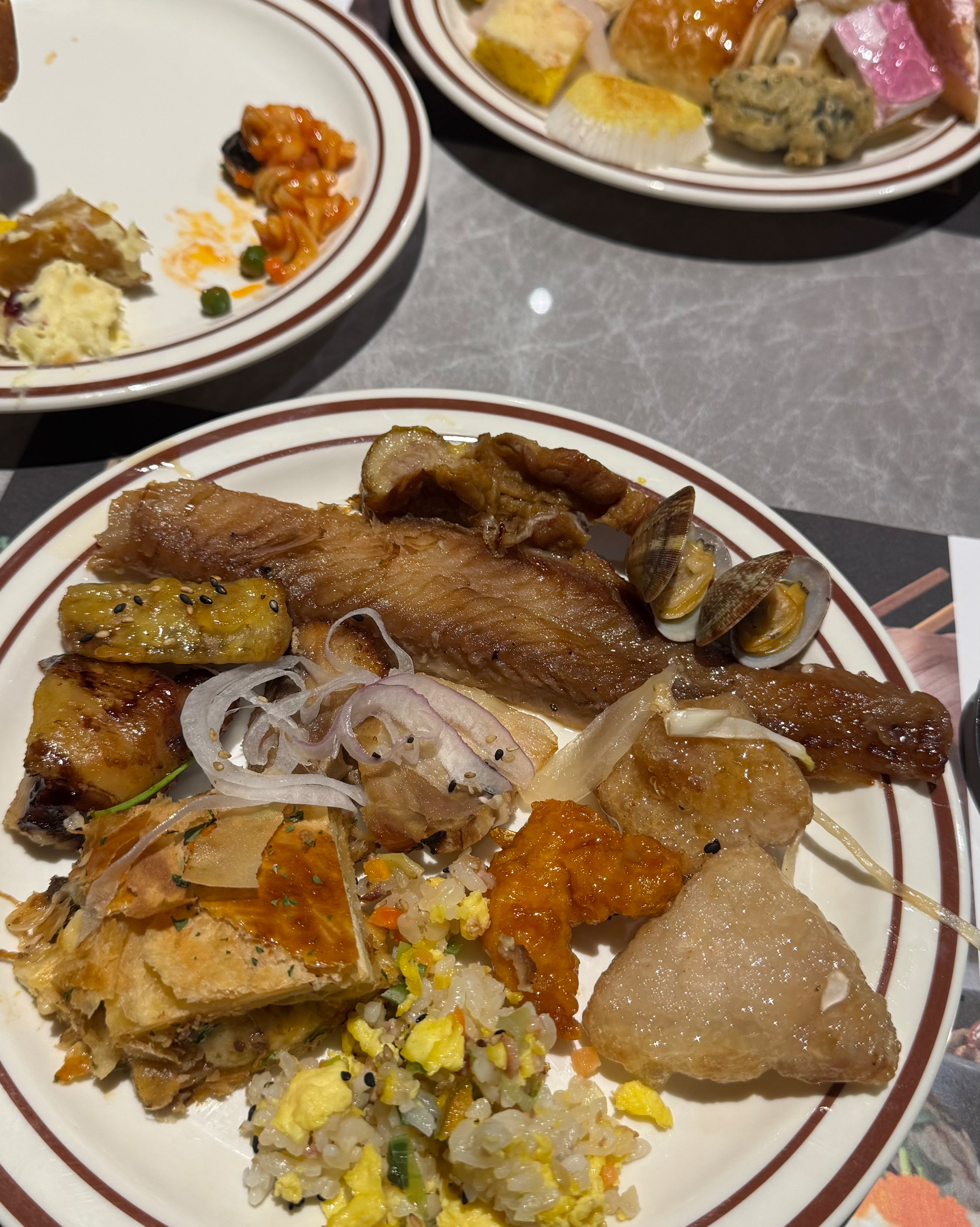 너무 맛있어요!!! 음식 종류가 엄청 많고 사람도 늘 많아요 꼭 예약하고 가세요! - 발산역 맛집 고메스퀘어 발산직영점