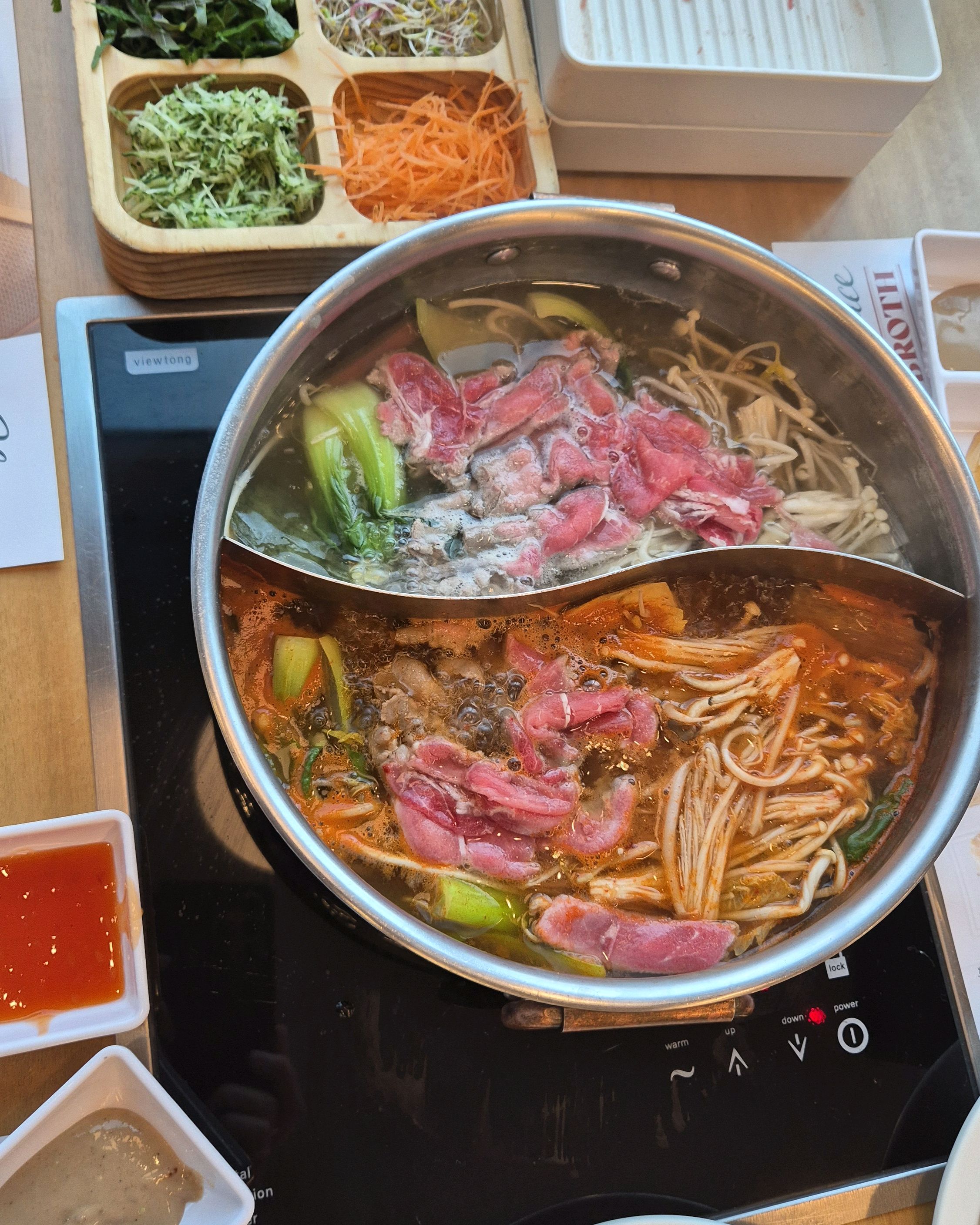 샤브올데이 주촌점 처음 방문 너무 맛있어요 깔끔 하고 친절 하고 맛있게 먹고 갑니다 - 김해 주촌 맛집 샤브올데이 김해 주촌점