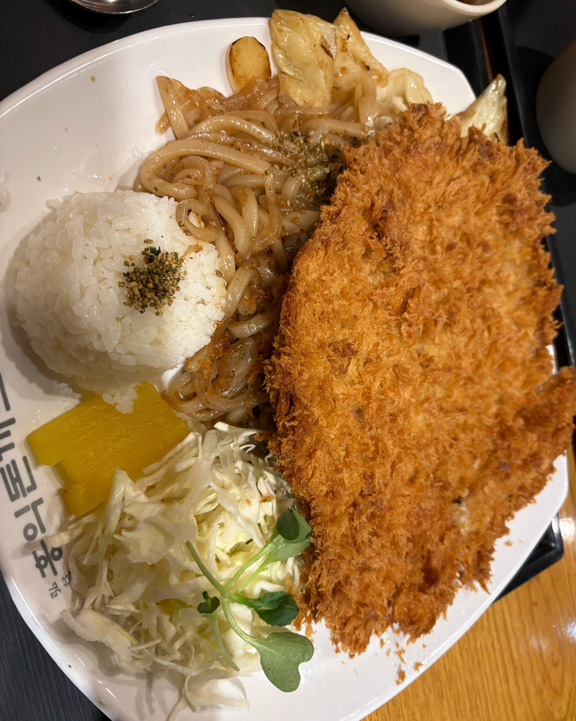 진짜 배불러요… - 파주 운정역 맛집 홍익돈까스 안산본오점