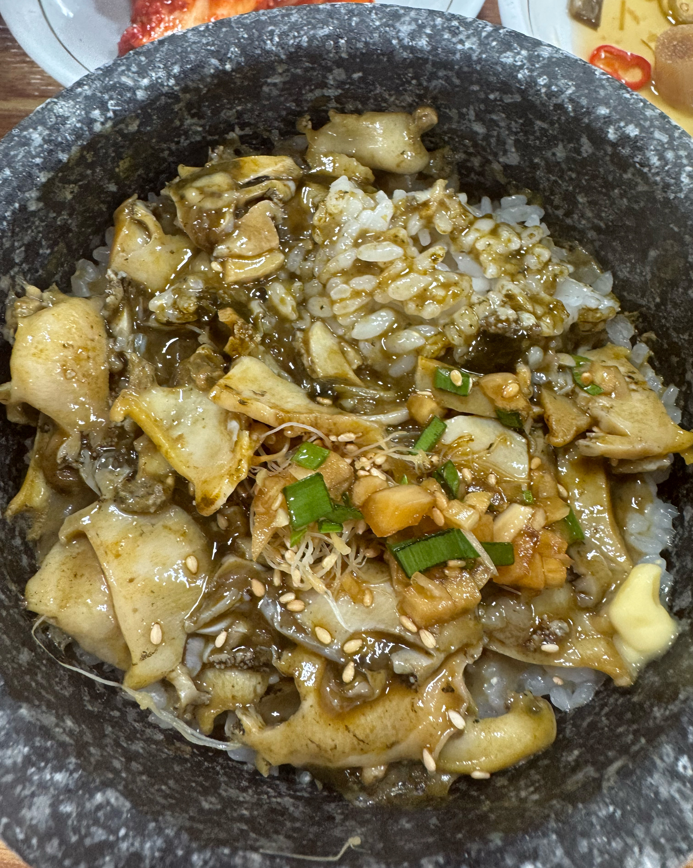 해물뚝배기 국물과 해물 끝내줍니다 - 제주 맛집 가람돌솥밥 중문관광단지