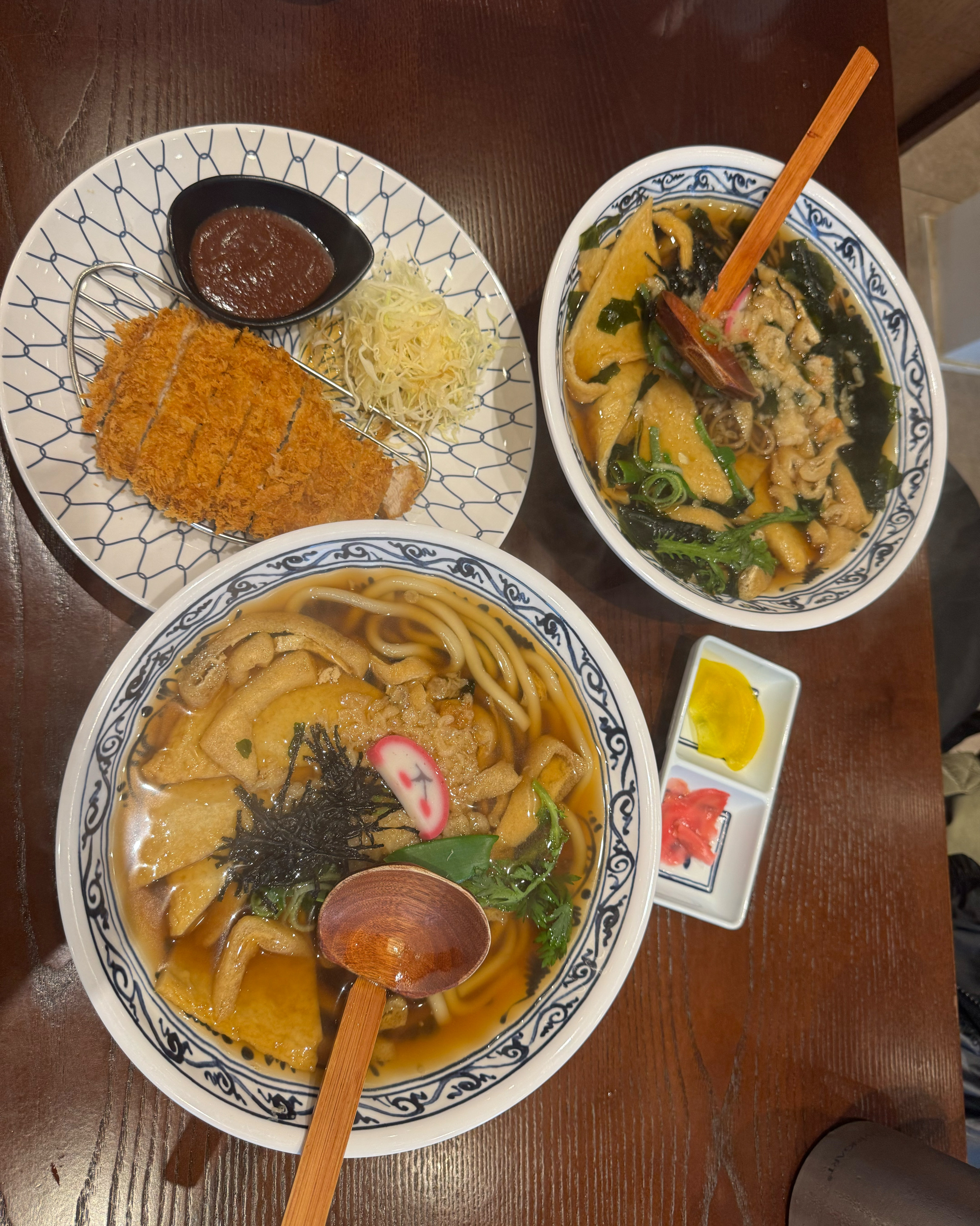 오늘같은날따끈한국물에튀김너무좋아요. - 지축역 맛집 삼동소바 고양지축점