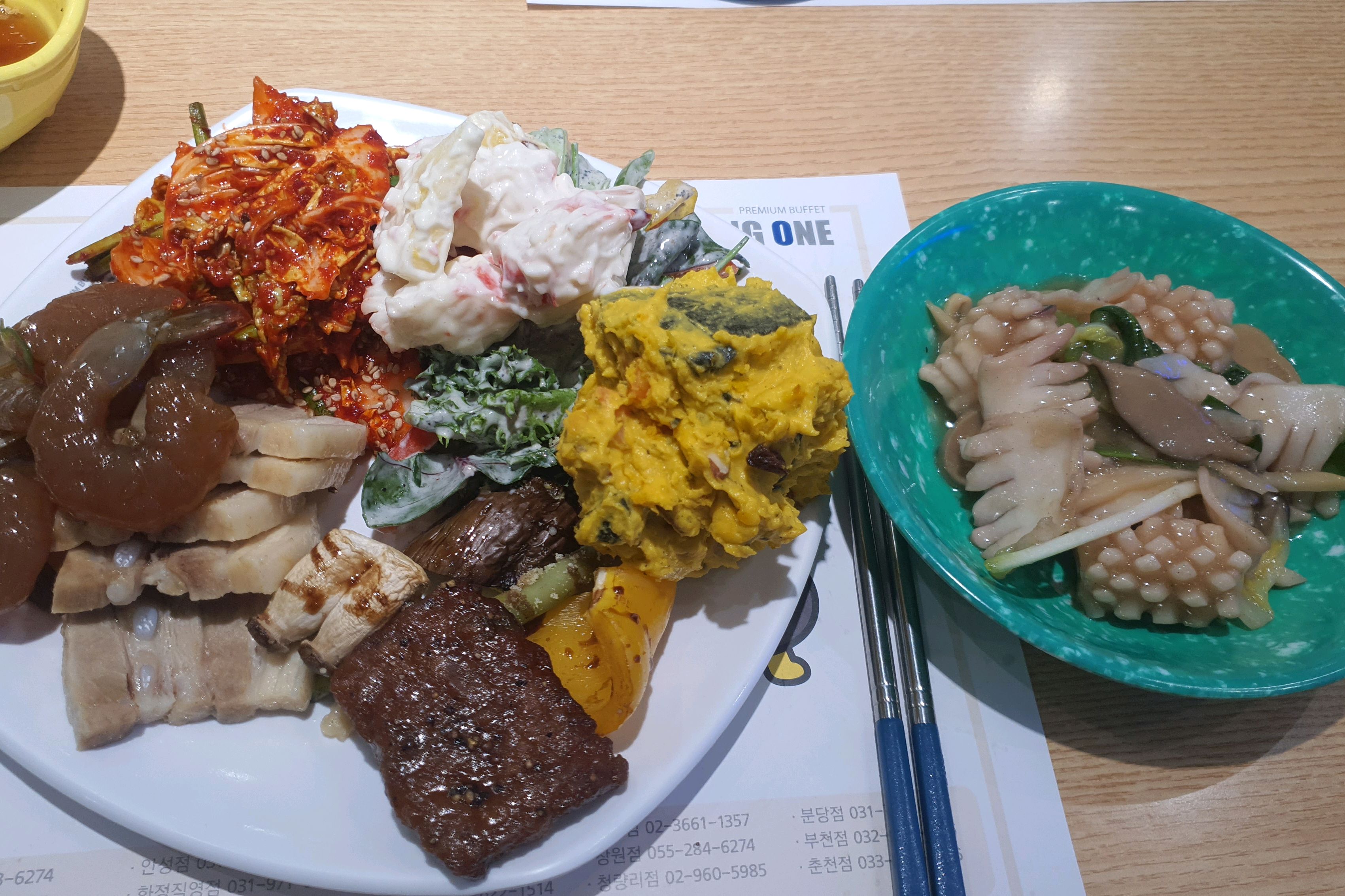 샐러드-단백질-탄수화물 순으로 골라 먹을 수 있어서 좋고 맛있어요. - 용인 동백 맛집 다이닝원 동백직영점