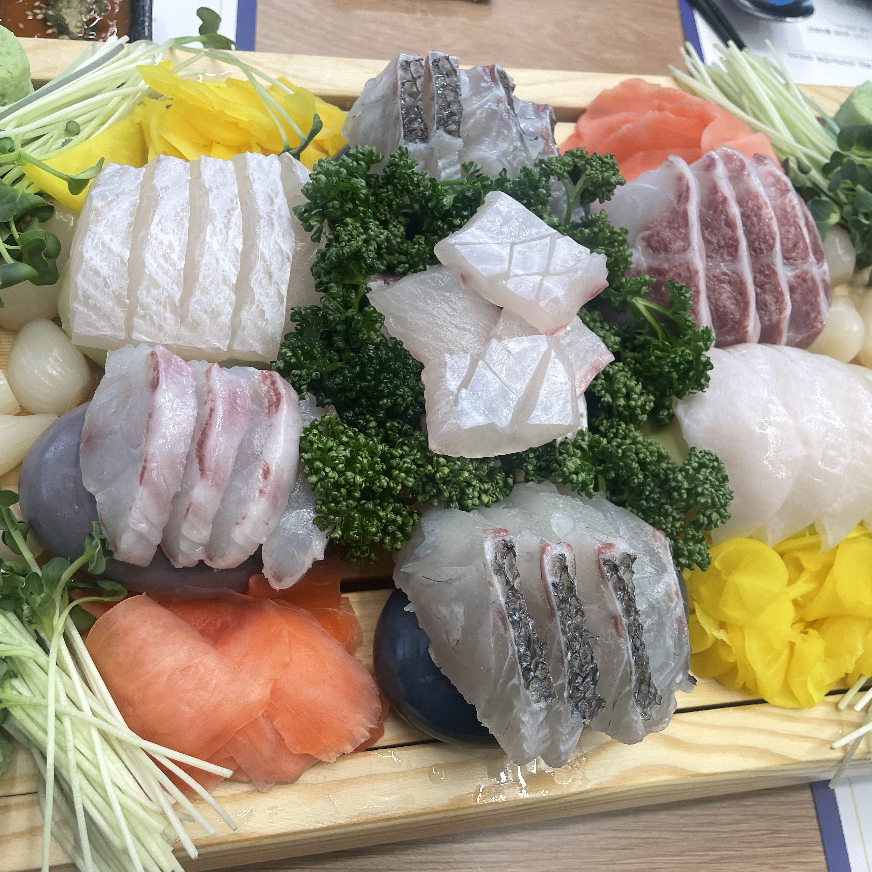 맛있고 회 잘나와요!! 부모님 모시고 가서 실컷 먹었습니다~! - 평택 고덕 맛집 물고기자리 평택고덕점