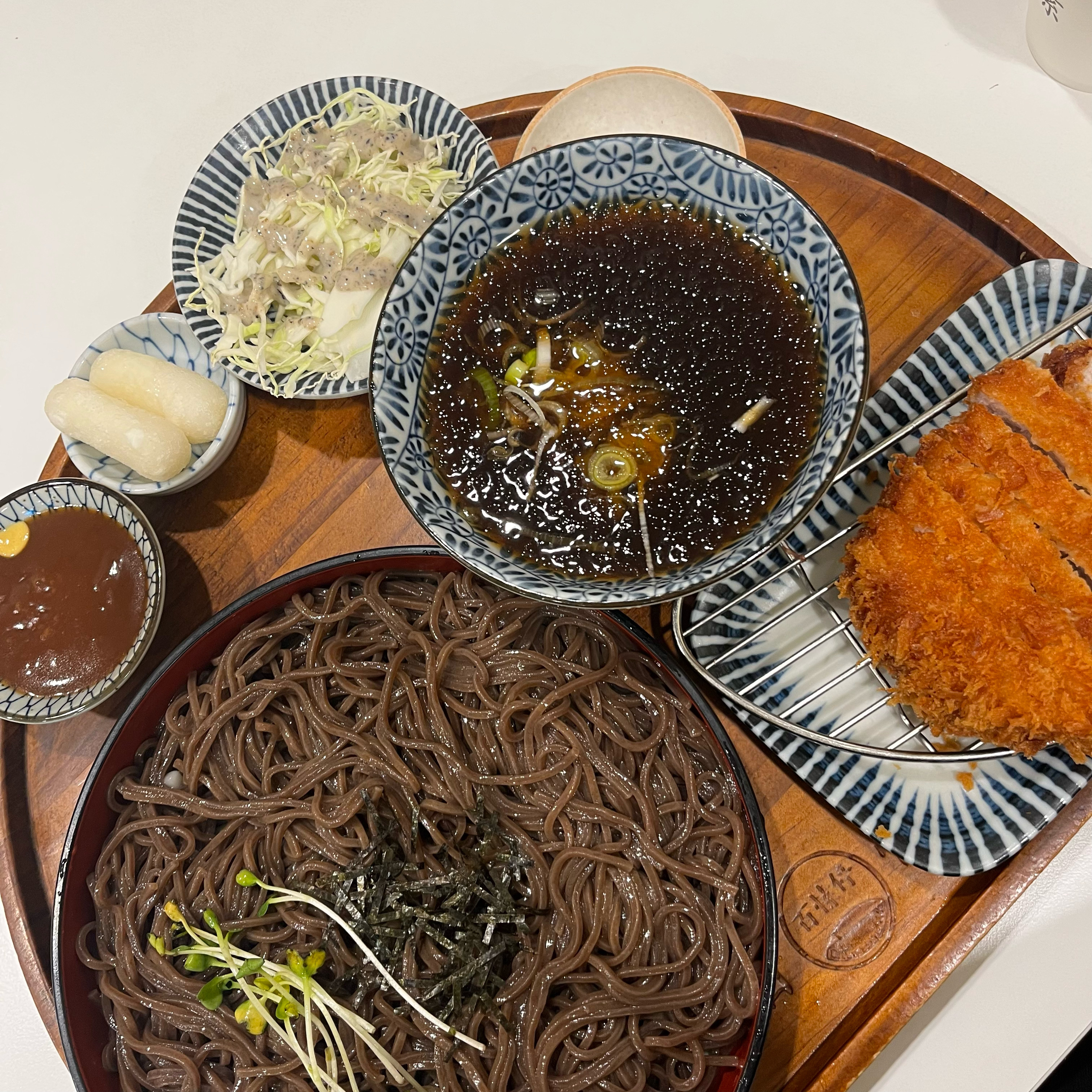 맛있어요! 돈까스 먹고 싶을 때 가끔 오는 식당이에요. - 마포역 맛집 백소정 마포점
