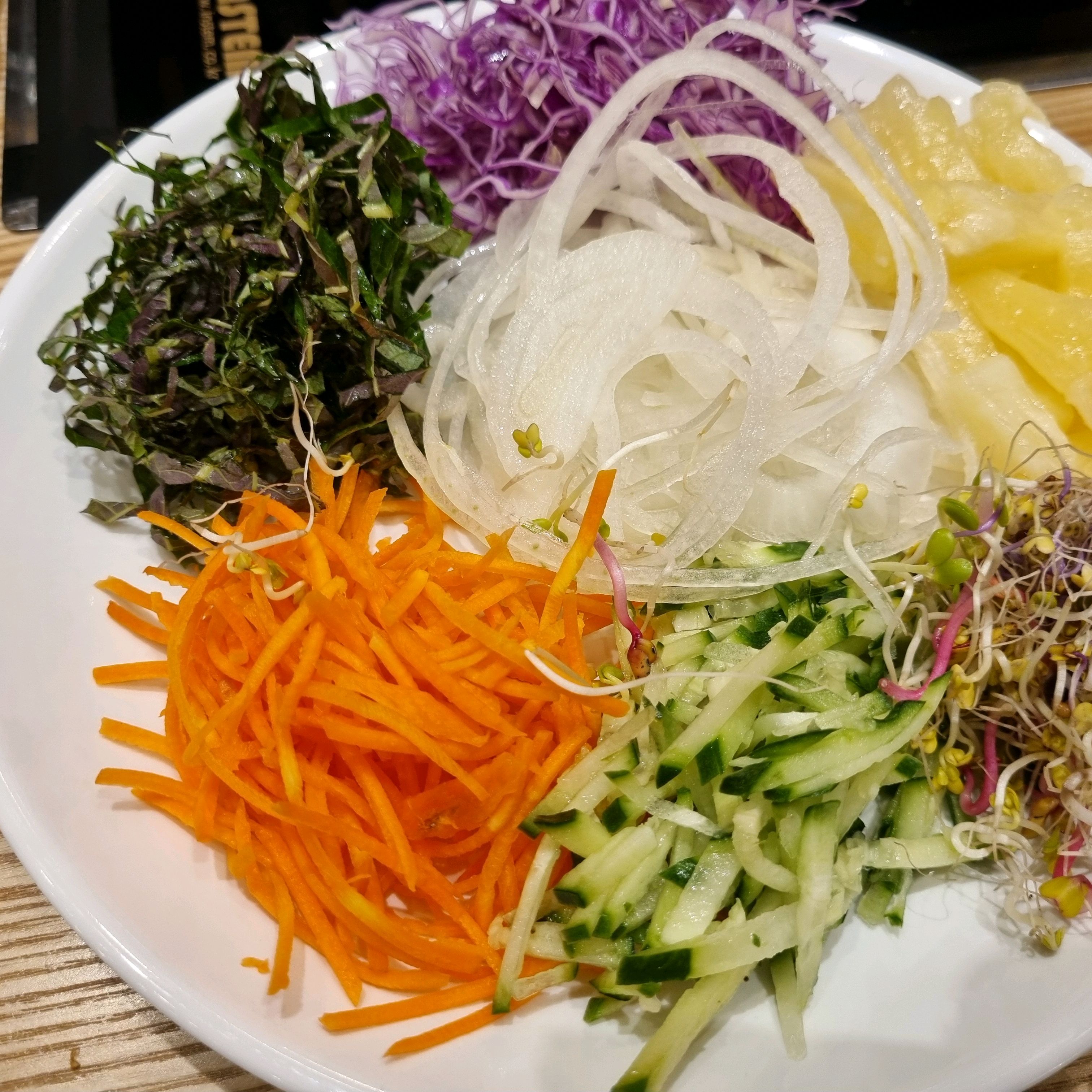 맛있었습니다 매장넑고 쾌적하고 ㅎㅎ 다양한 디저트류까지 ㅎㅎ 잘먹고갔어요 - 성정동 맛집 샤브20 천안두정점