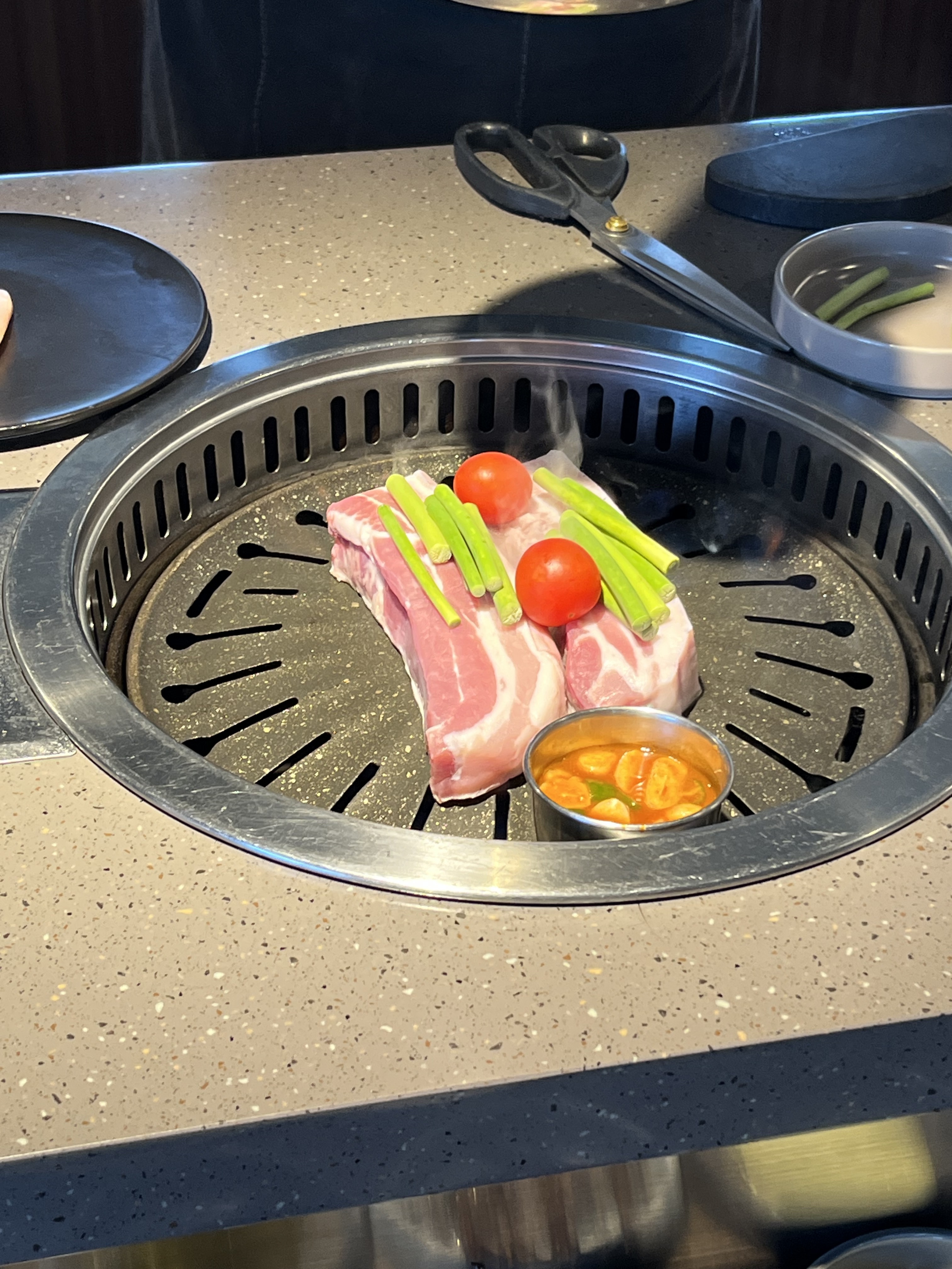 오겹살이 어마어마하게 맛있어요!!! - 제주 맛집 오직흑돼지 제주공항본점