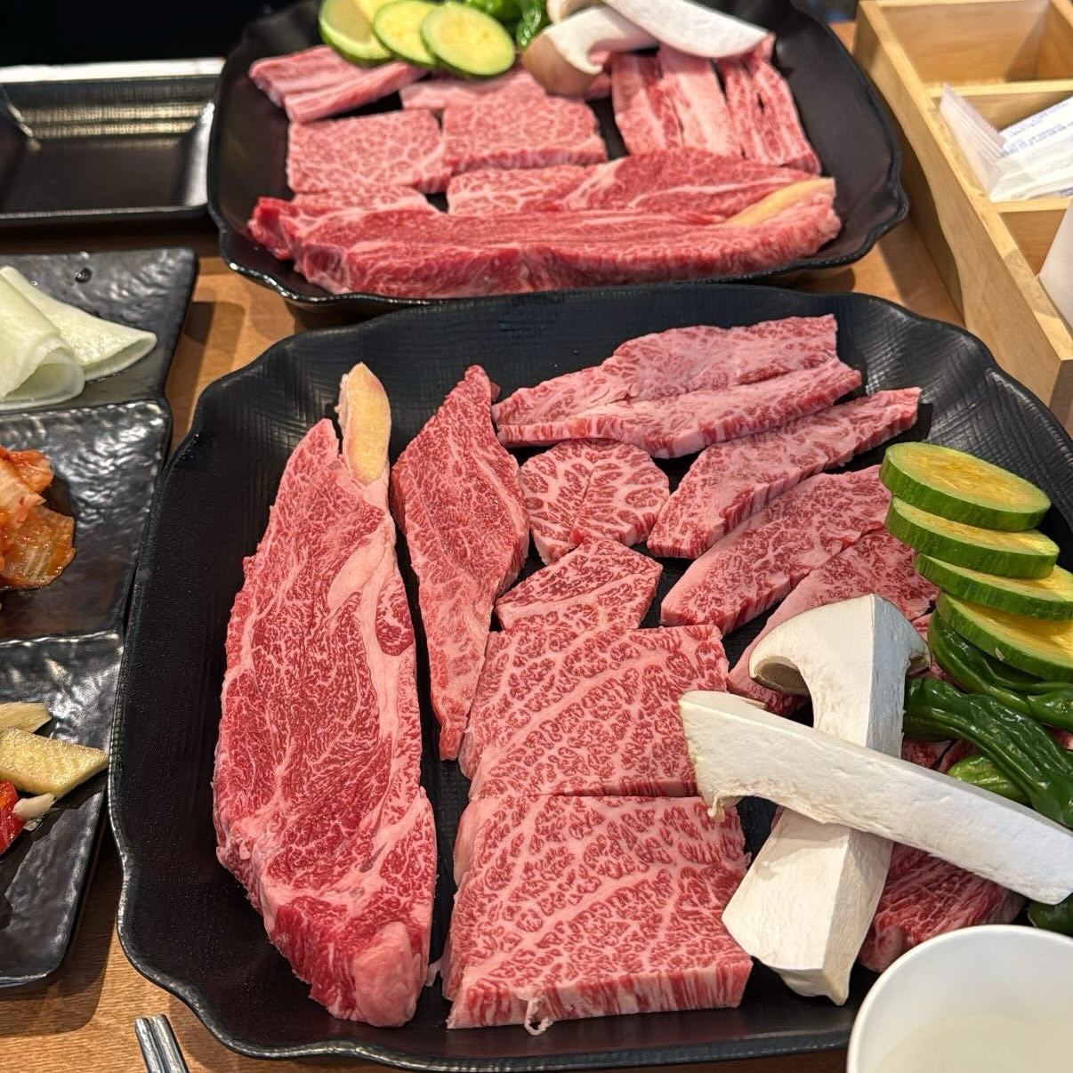 회식으로 첫 방문 했는데 너무 친철하시고 고기 질도 엄청 좋아요!!!! 진짜 가성비도 좋은