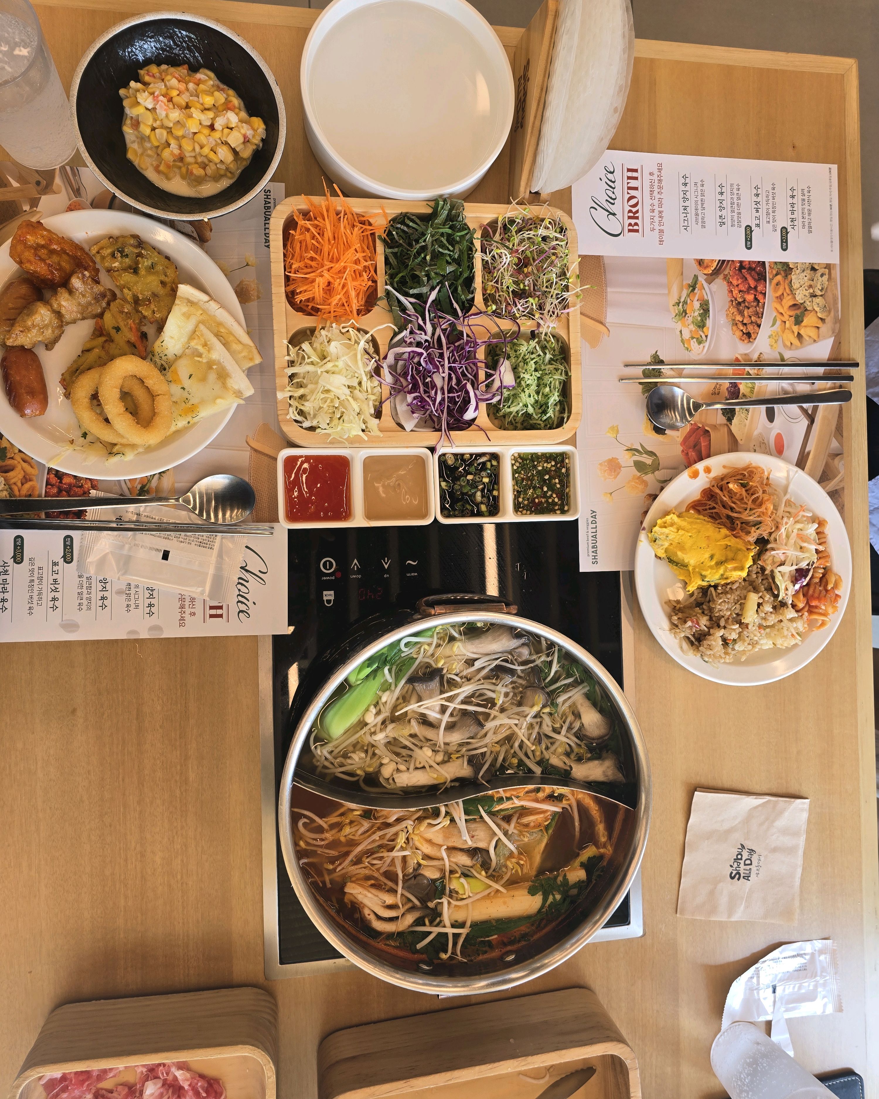 처음 방문했는데. 음식도 맛있고 매장도 청결하게 정돈되어있어 - 동탄 맛집 샤브올데이 동탄신도시점