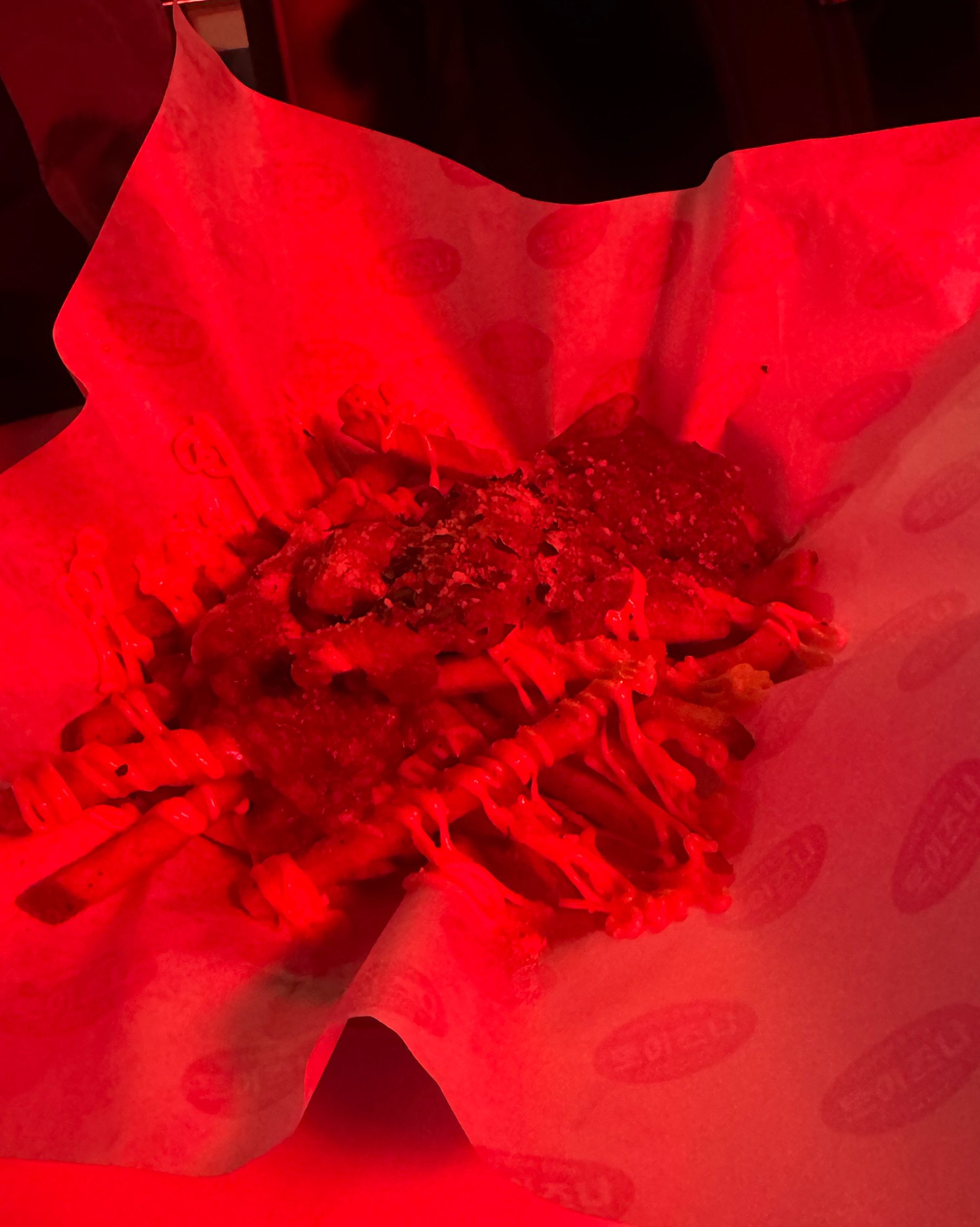 불빛이빨간데 너무 마싯어요!!!천호에이런데가 생기다니 짱짱맨 서비스도 너무너무 조아욤 - 천호동 맛집 토이즈나