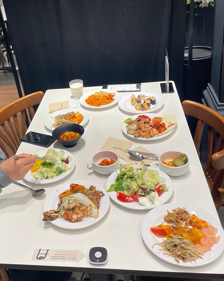 스시도 케익도 먹을수 있어서 좋아요. - 의정부 맛집 애슐리퀸즈 신세계백화점 의정부점