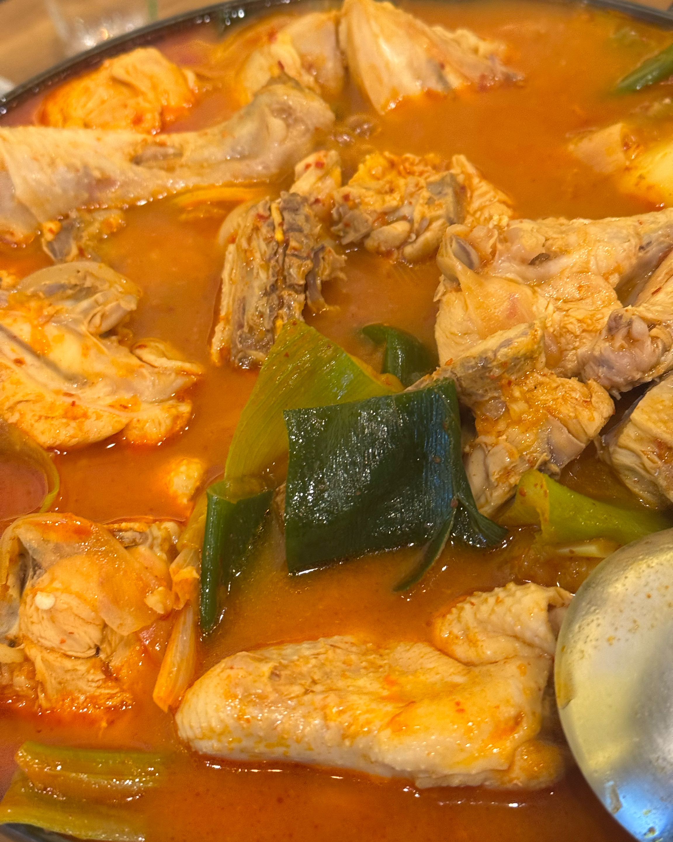 국물이 자극적이지 않은데 완전 술술 들어가요! 짱맛ㅠㅠㅠㅠ - 불당동 맛집 풍년닭도리탕 천안점