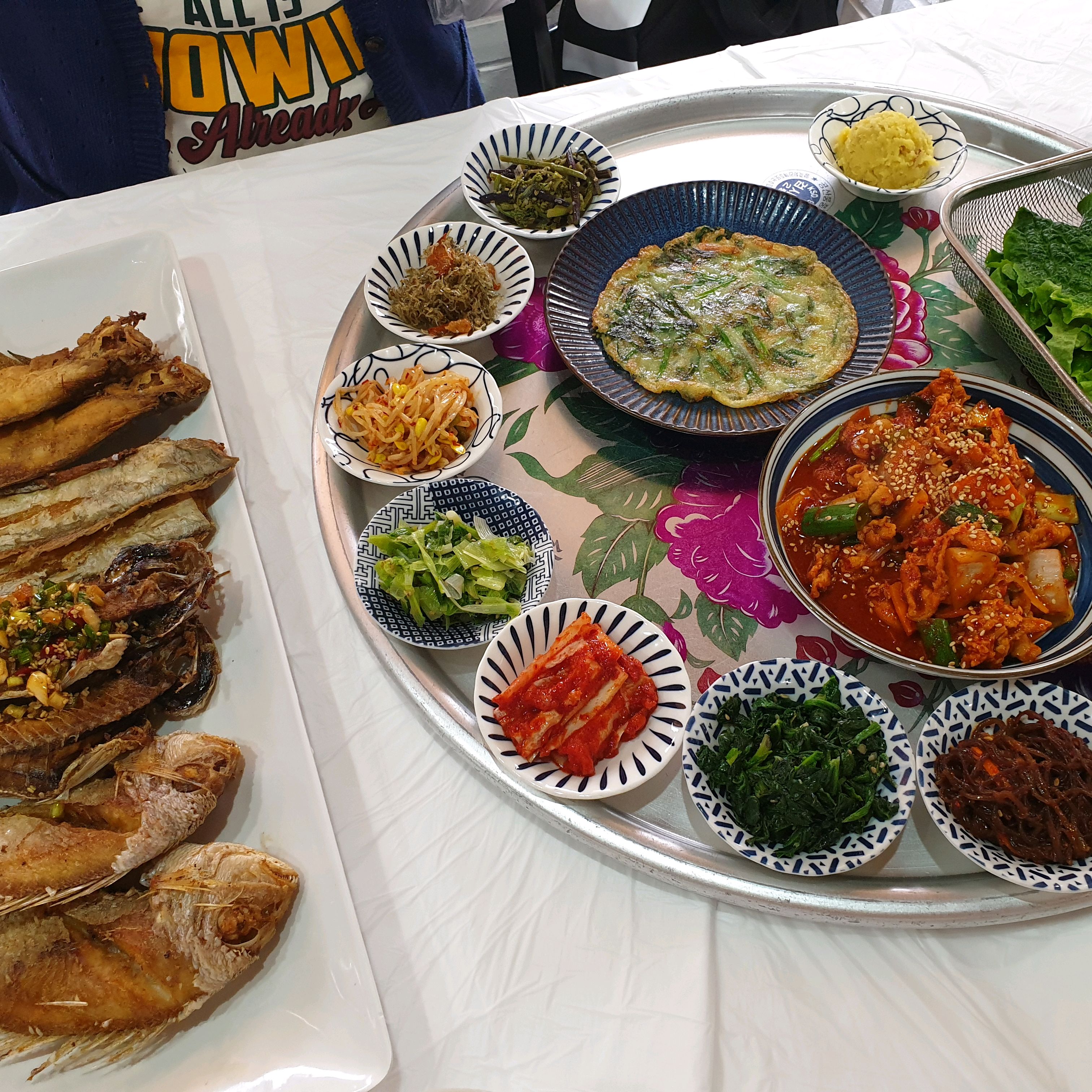 다양한생선에 다양한반찬 - 제주 맛집 제주할망밥상 표선점