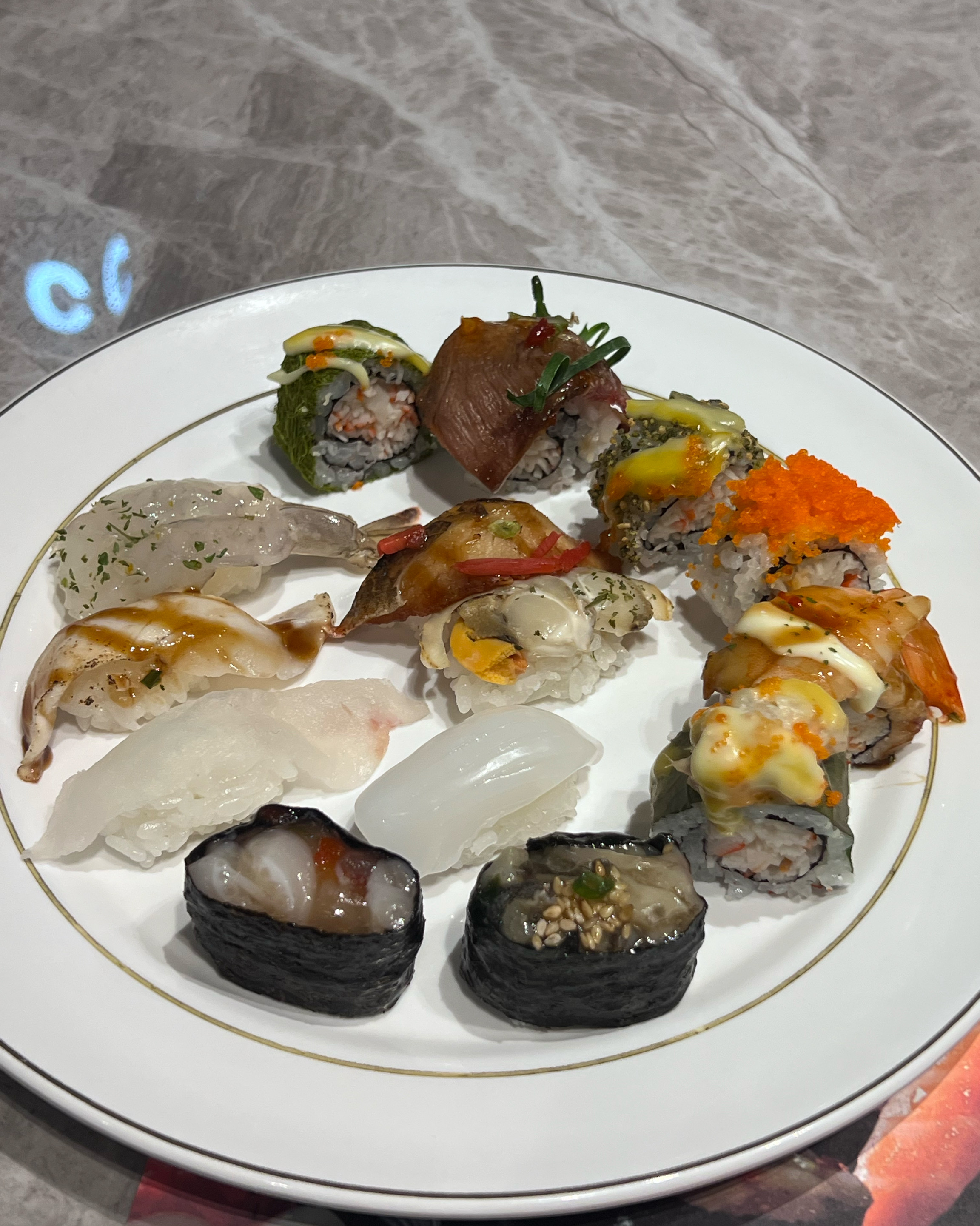 요즘 고물가 시대에는 진짜 초밥뷔페 무한리필이 최고인거같어요 - 미사 맛집 고메스퀘어 미사점