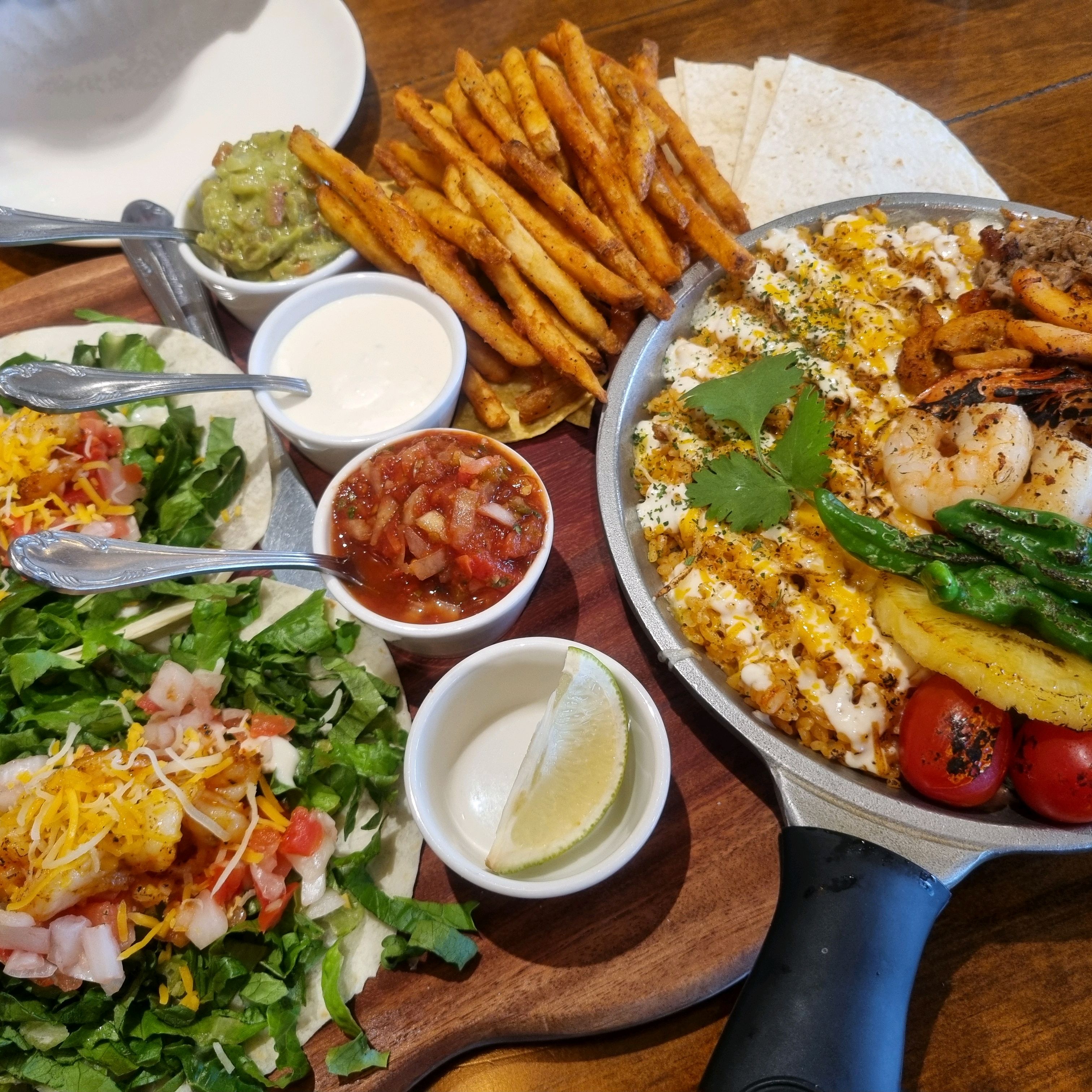 여러번 와봤는데 너무 맛있어요 - 초월역 맛집 갓잇 광주 상상초월점