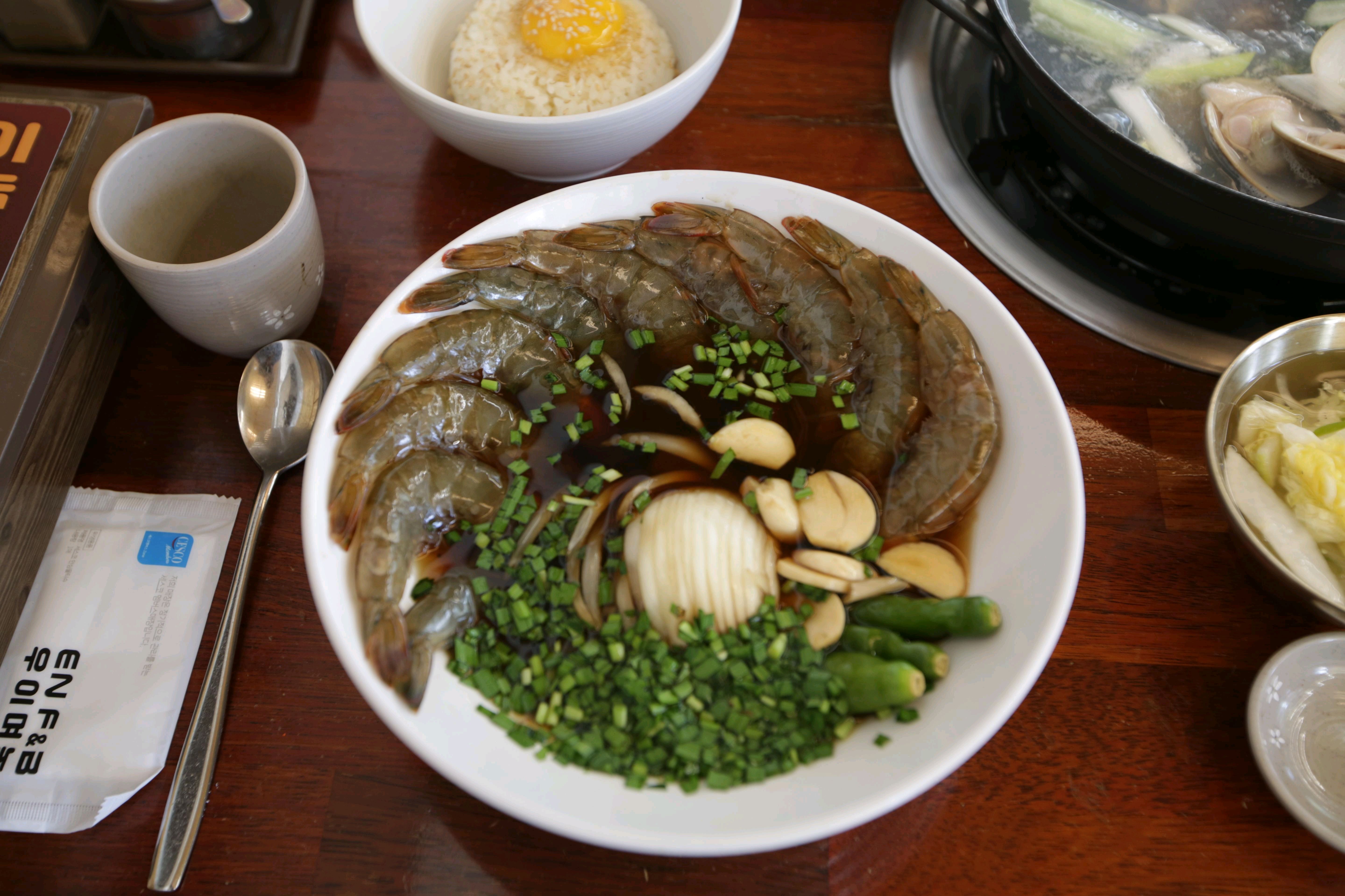 정말 만족스러운 식사였어요 백합칼국수 먹을 때마다 이 집 생각나서 또 왔네요 정말 깔끔하고