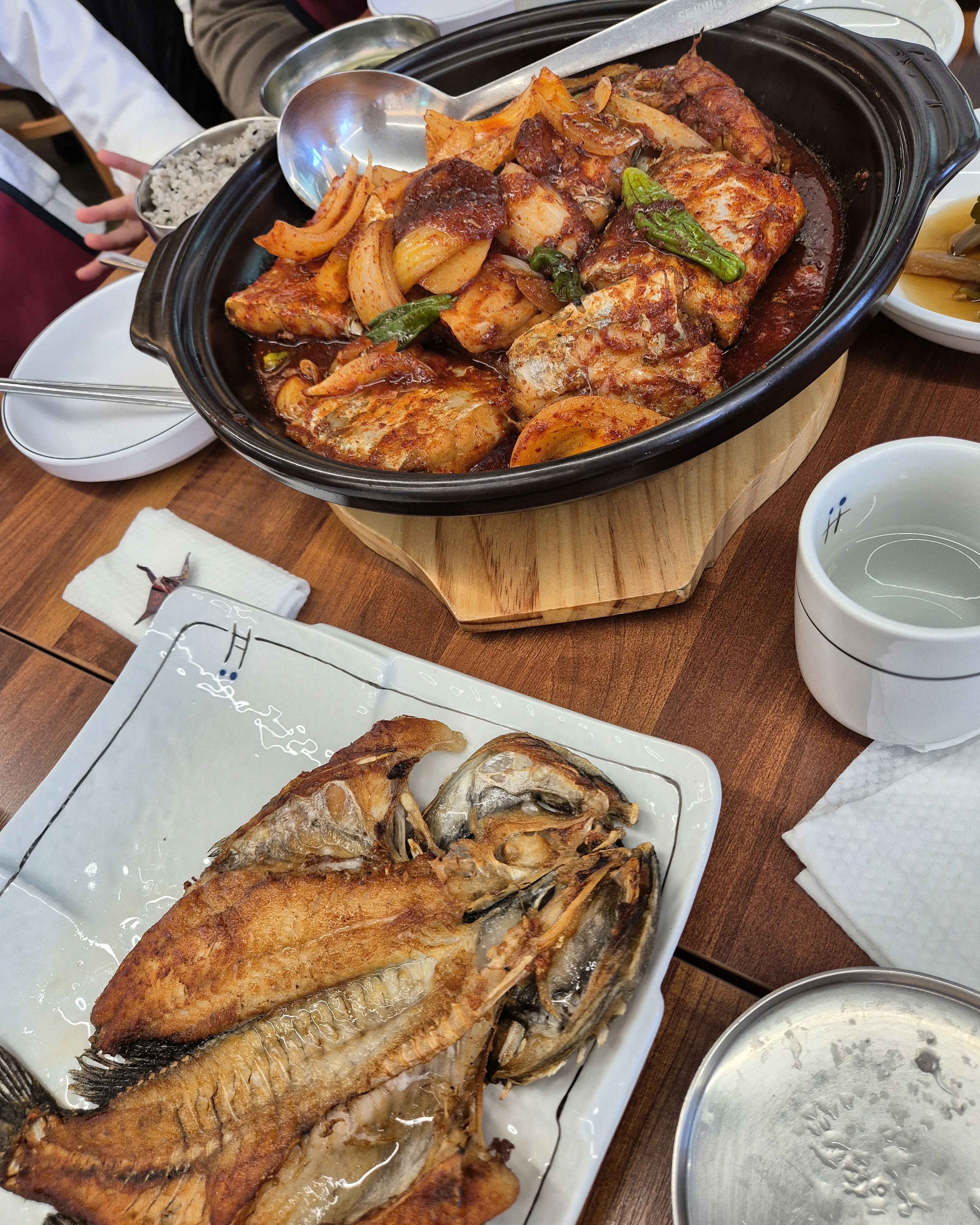 제주도 와서 첫식사인데 아이들도 어른들도 모두 만족했습니다. - 제주 맛집 논짓물식당