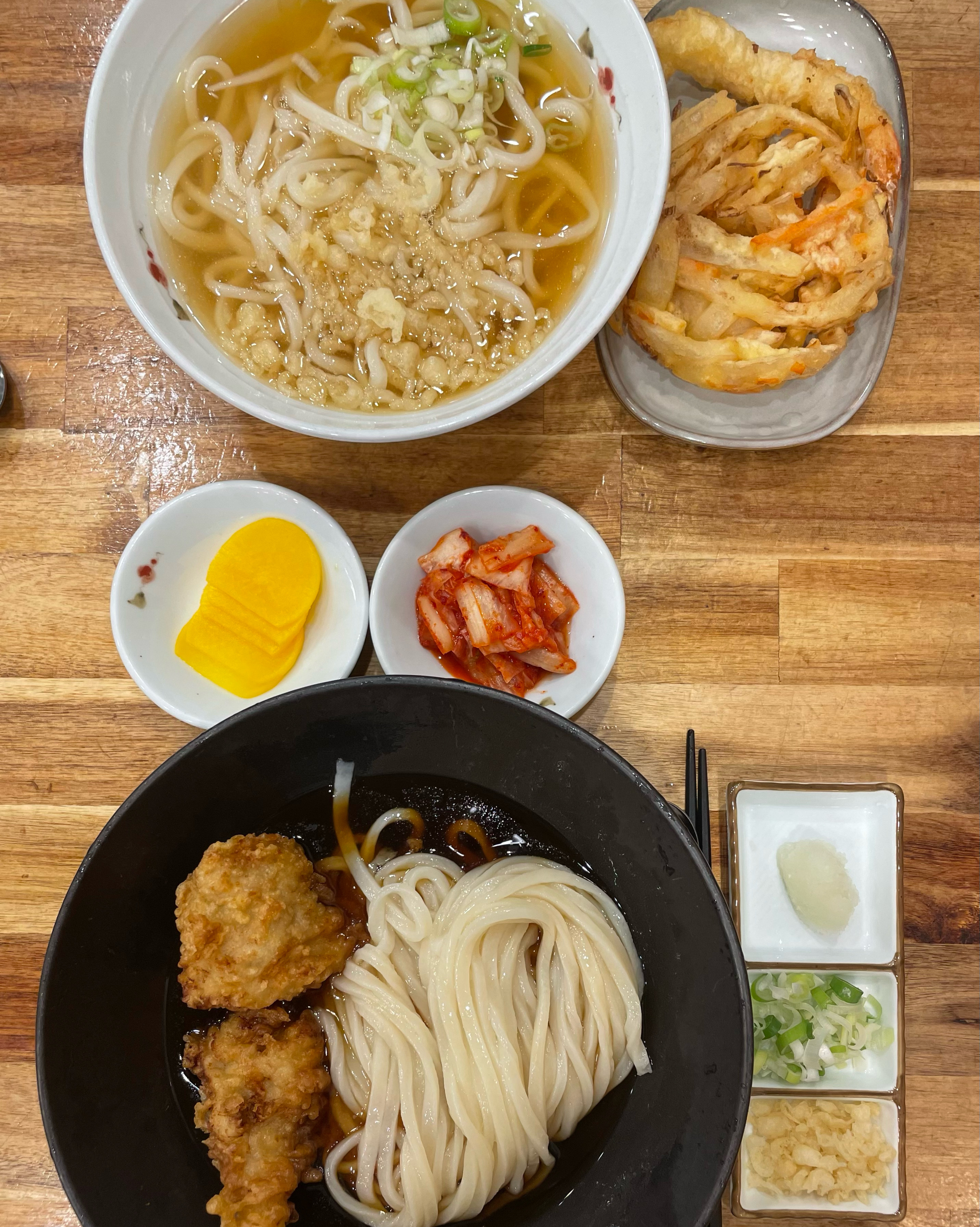 면부터 국물 소스 튀김까지 근본있는 맛이고 - 대전 맛집 토미야