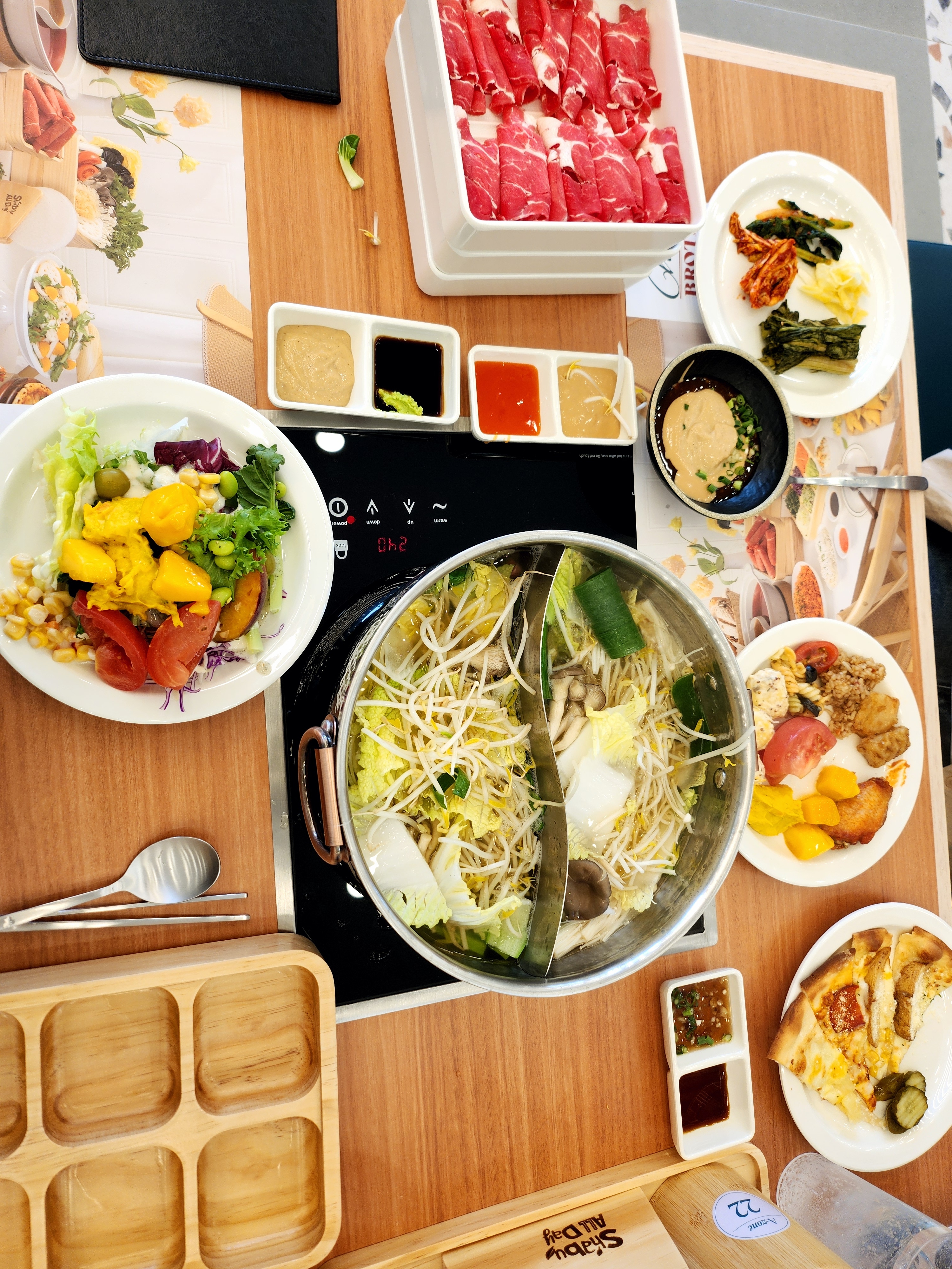 오픈첫날 점심으로 웨이팅없이 입장~ - 경남 고성 맛집 샤브올데이 경남고성점