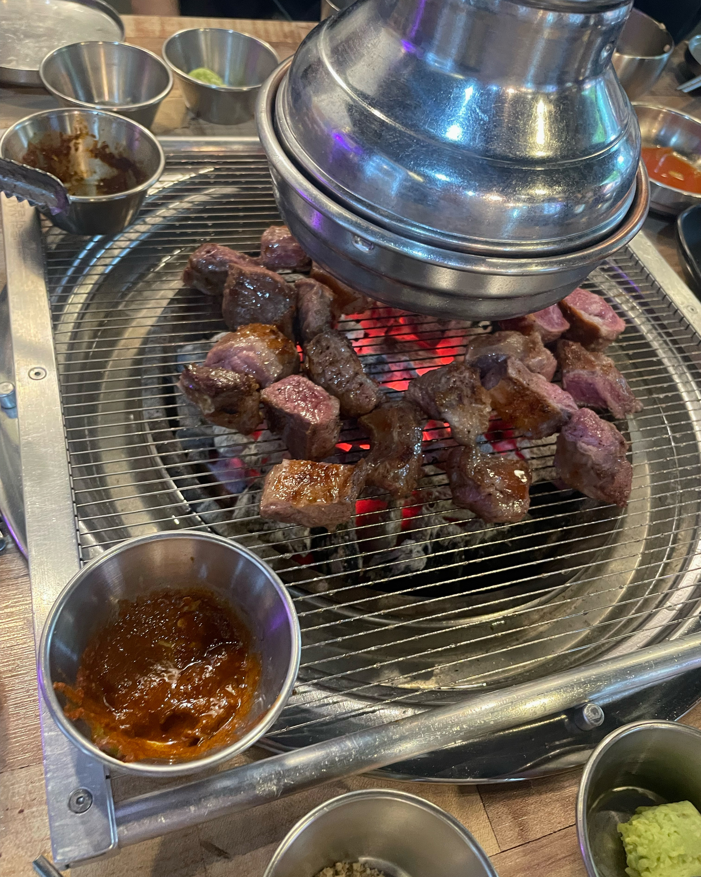 진짜 너무 맛있습니다 망원동 최고의 고깃집입니다. 일반 고깃집과는 퀄리티가 다릅니다 거짓말