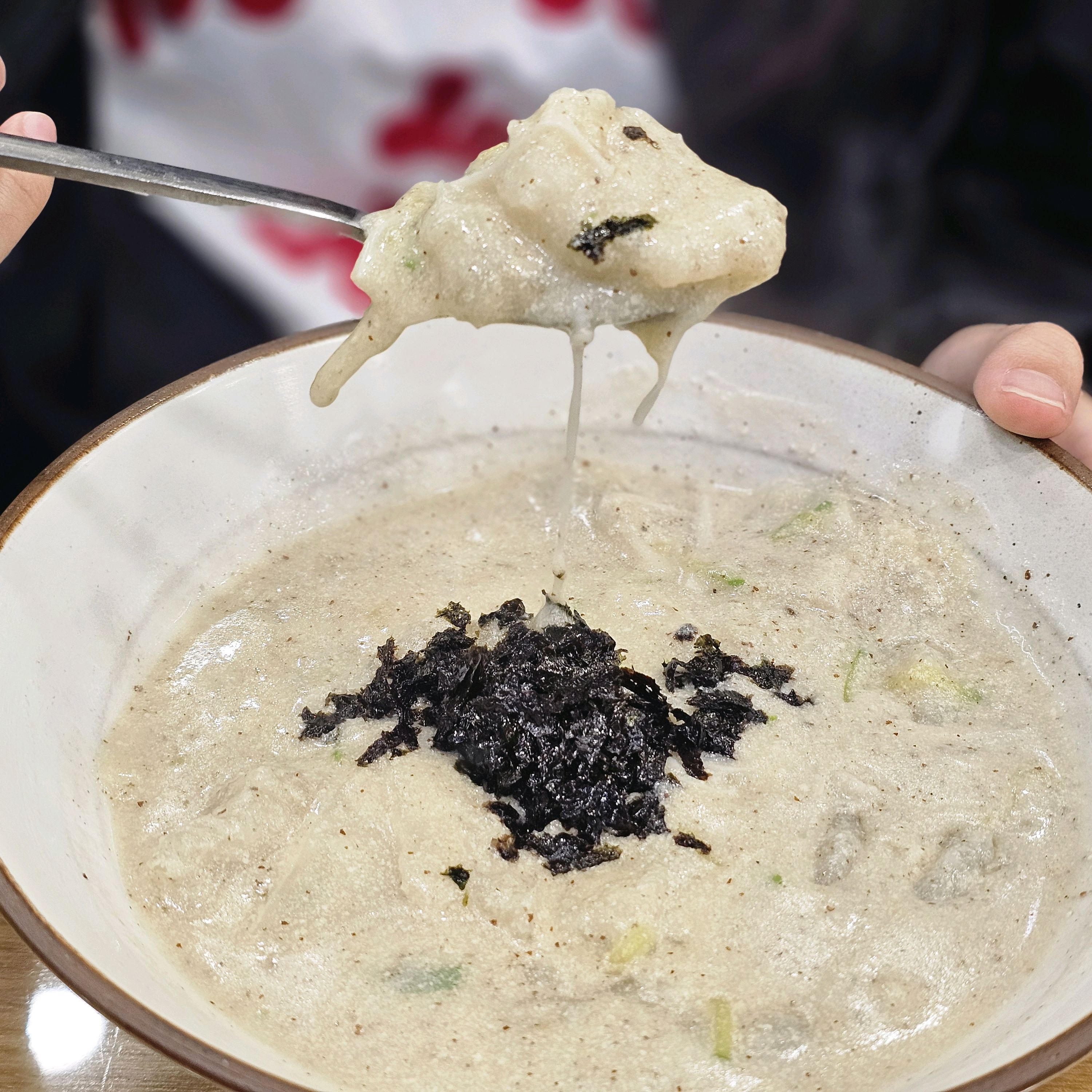 강원도오면 꼭 먹고싶었던 감자옹심이 - 아바이마을 맛집 속초신토불이감자옹심이