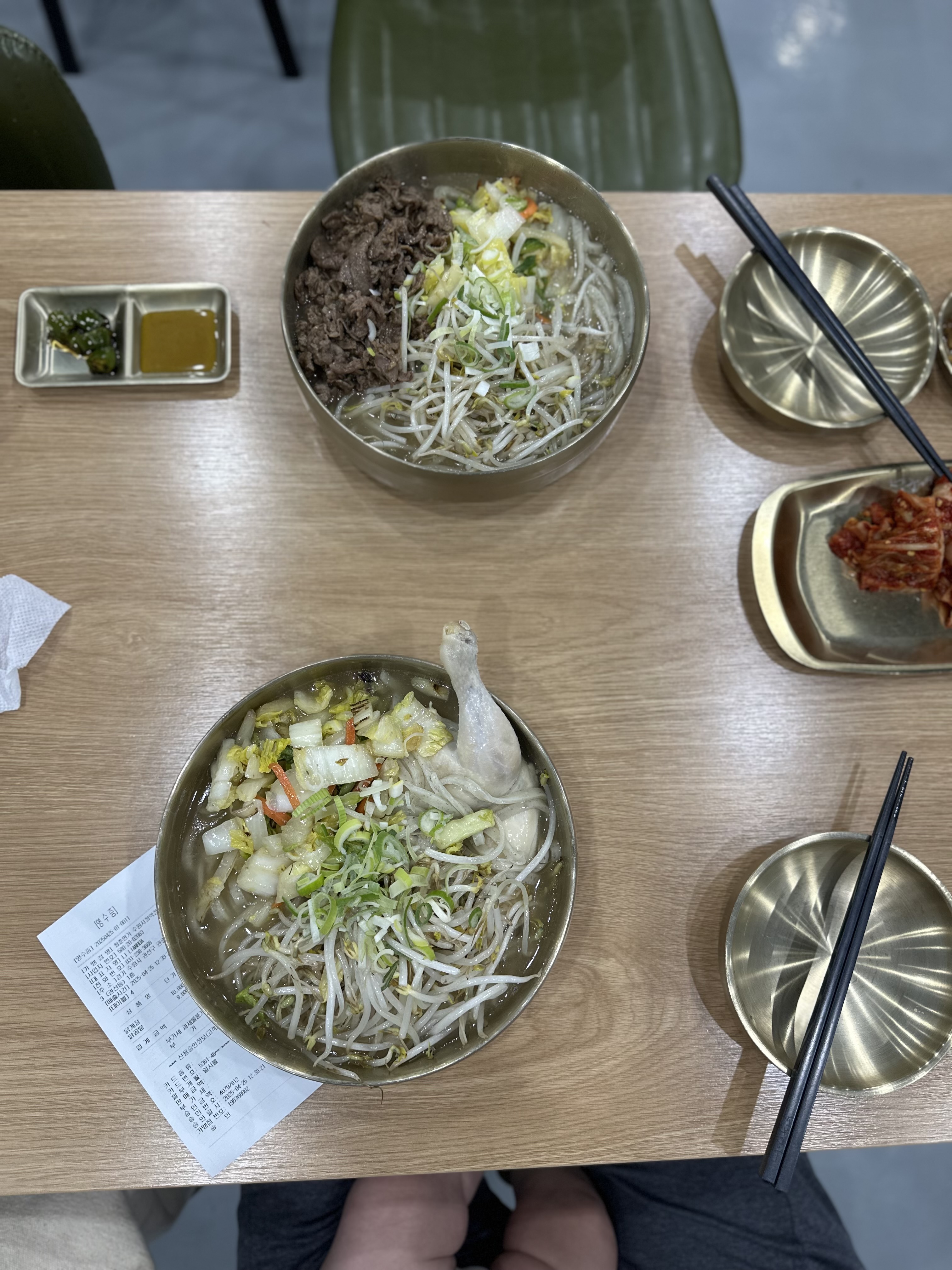 몇번째오는지도모르겠네요.. 자극적이지않지만 묵직하고 감칠맛도있어서 자주찾게됩니다 ㅎㅎ 번창