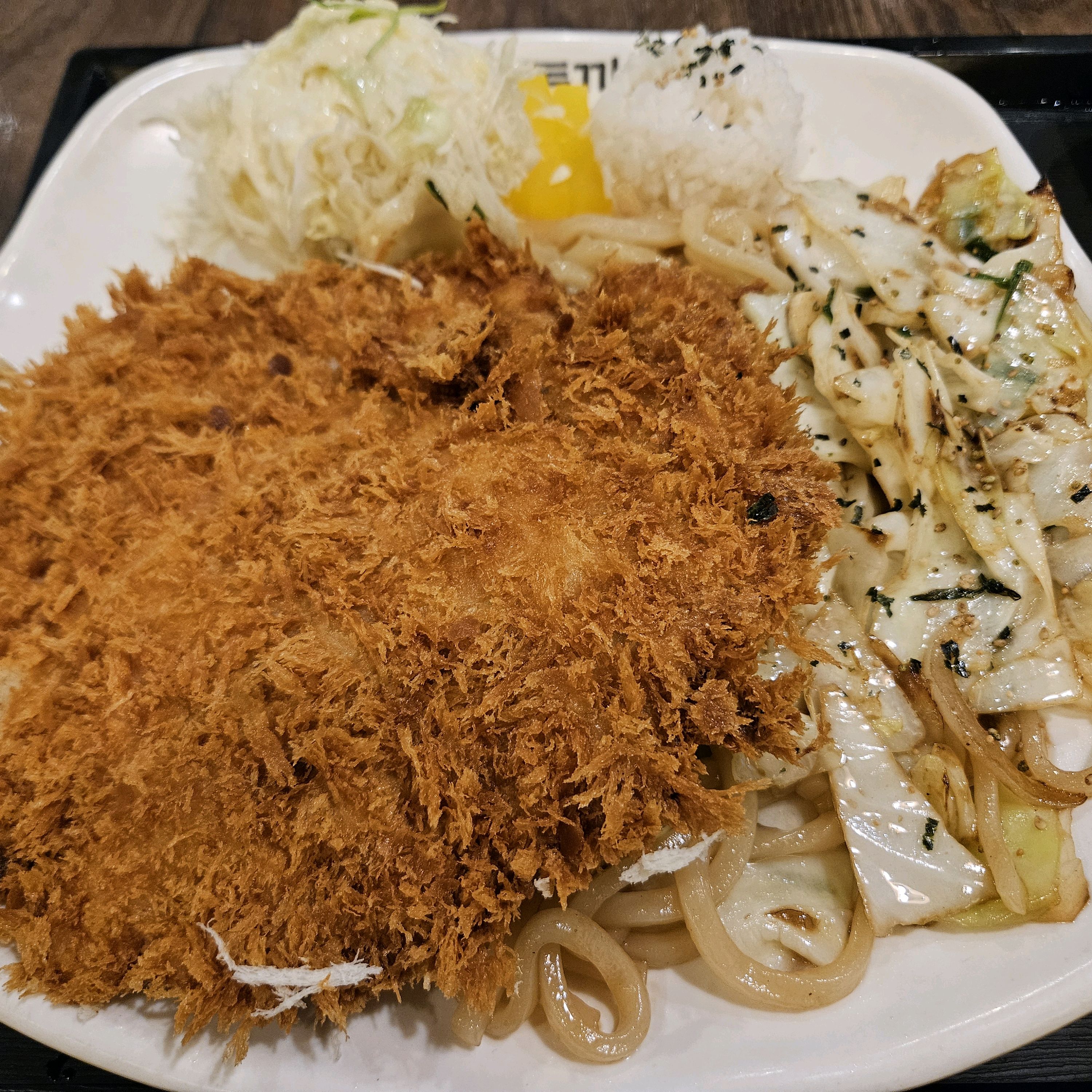 돈까스&우동 세트는 언제 먹어도 짱짱👍 - 대구 수성구 맛집 홍익돈까스 대구황금점