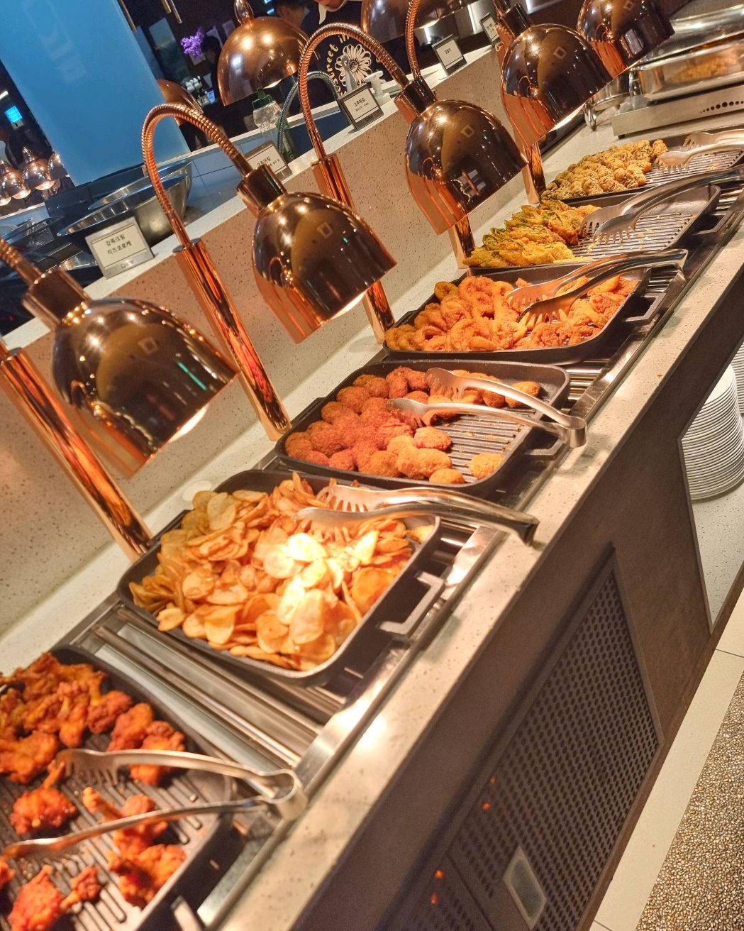 가족모임으로 왔는데 쾌적하고 - 민락2지구 맛집 고메스퀘어 민락점