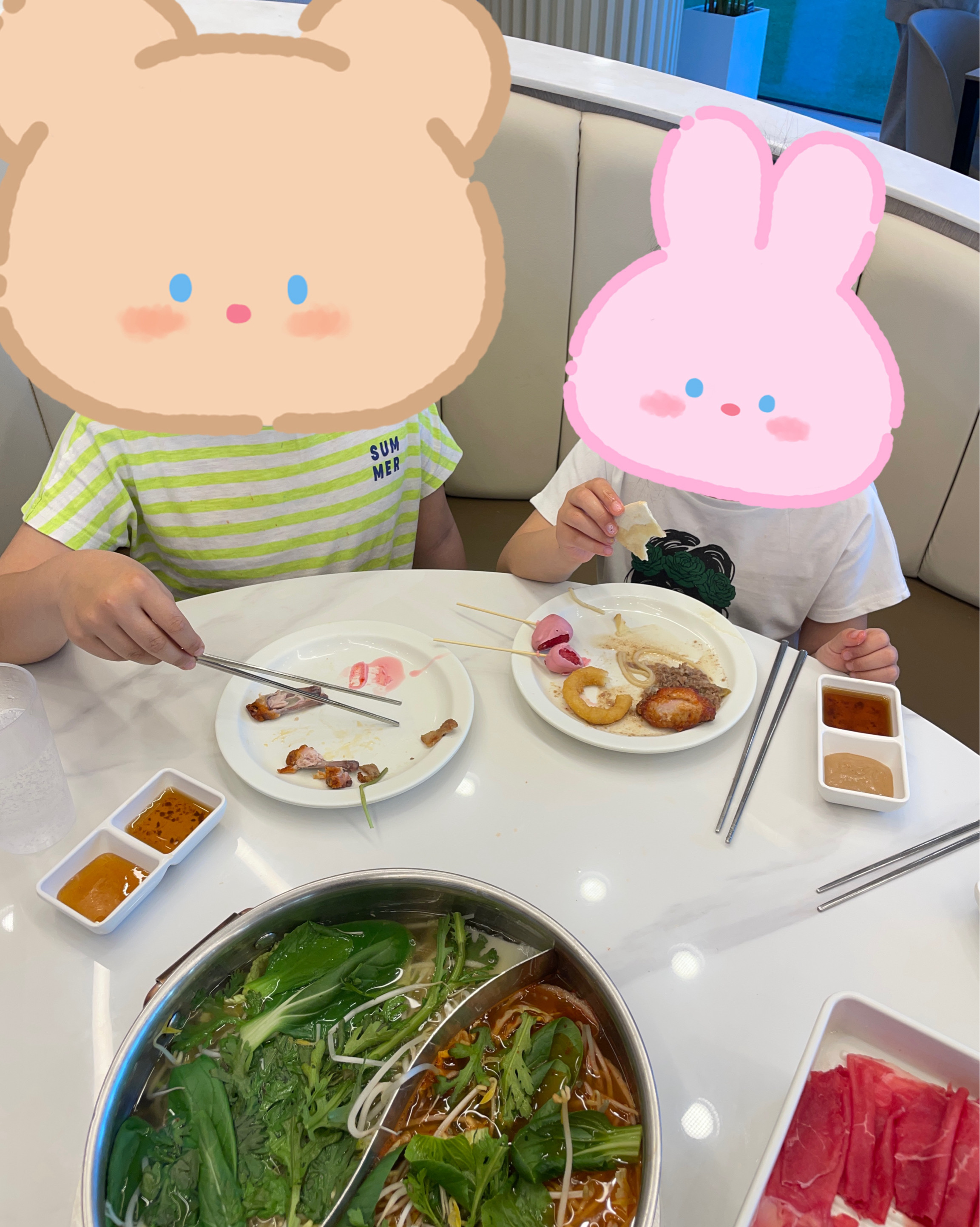 아이들과 오기에 좋은 곳이에요~ 깔끔하고 직원분들도 친절해서 너무 잘 먹고 왔네요~^^ - 수영구 맛집 샤브올데이 부산수영점