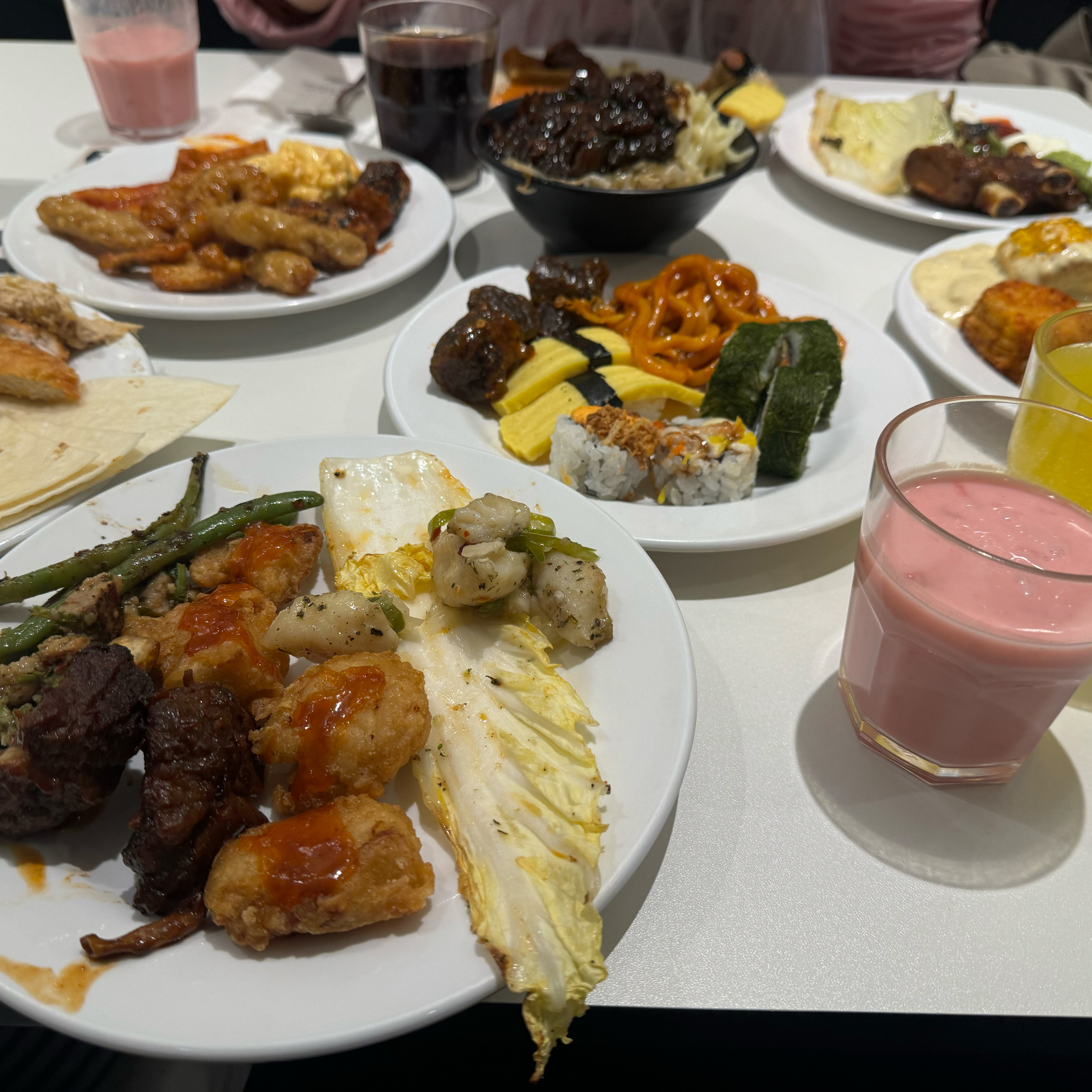 애슐리 딸기축제 한다고 해서 급땡겨가지고 다녀왔네룡 - 공덕 맛집 애슐리퀸즈 공덕점