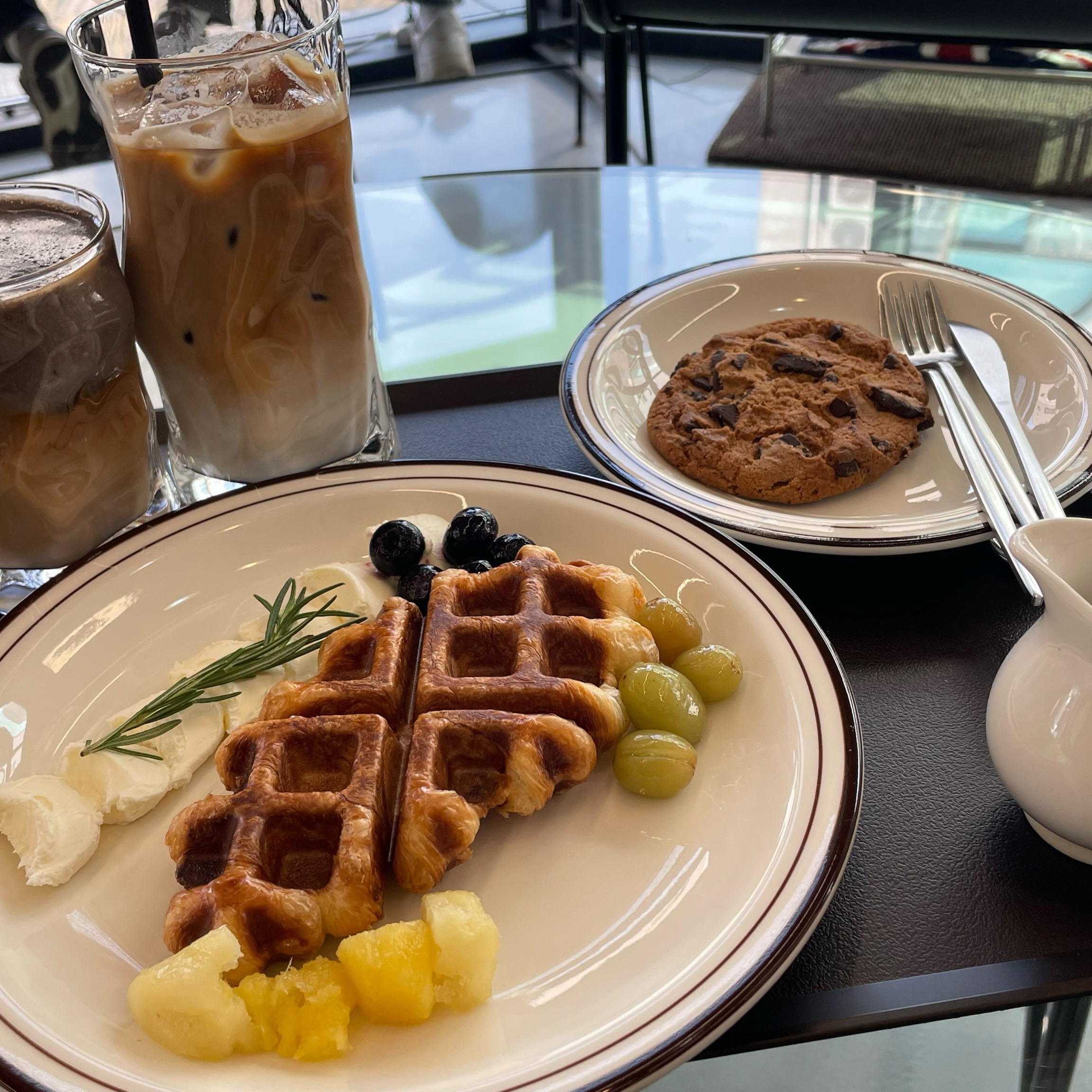 카이막 크로플 맛있어요!! 코너커피랑 카이막 크로플 추천합니당 다음에 또 올게요😀😀 - 불당동 맛집 코너더커피