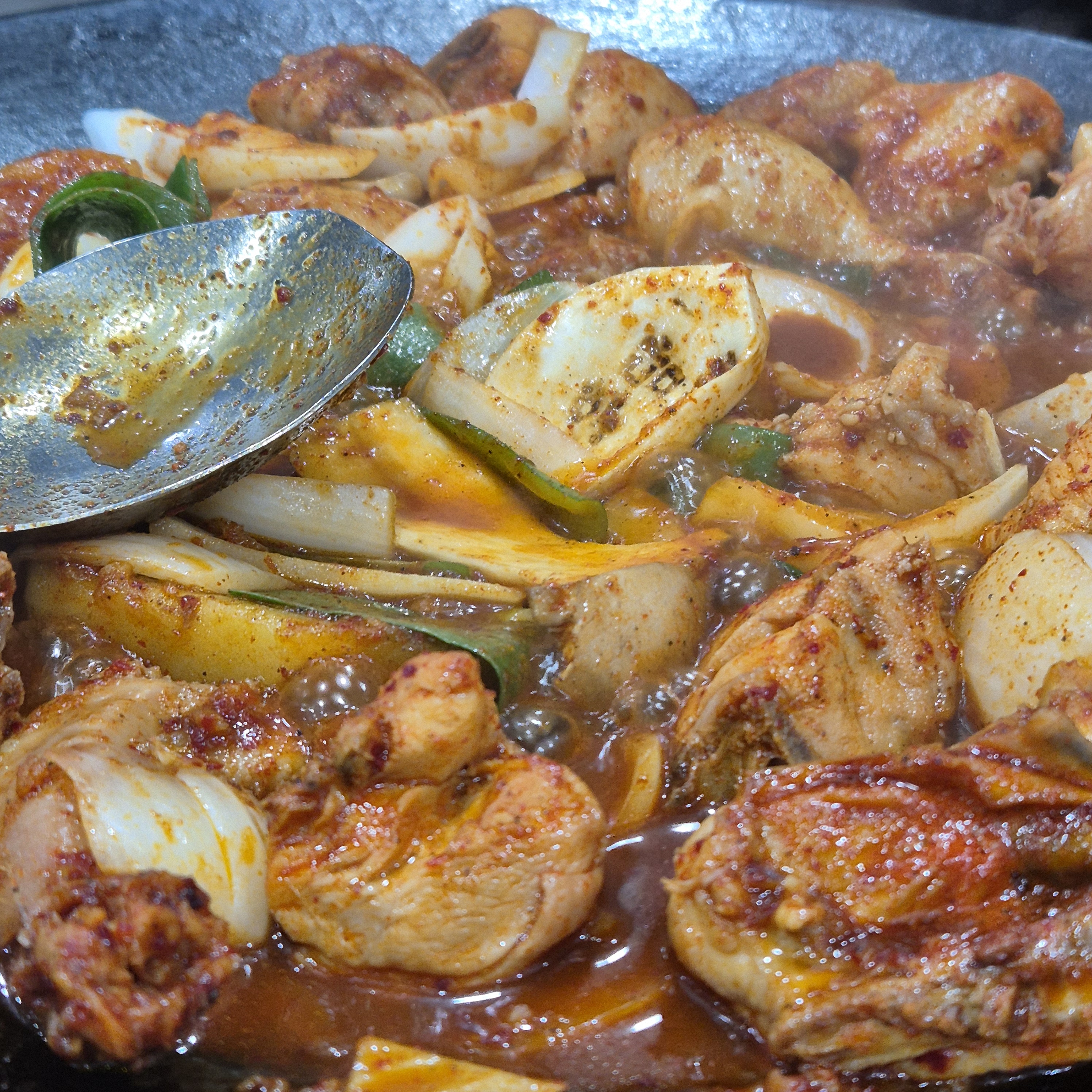 정자역 맛집 유담 솥뚜껑닭볶음탕 분당정자본점 내돈내산 방문리뷰