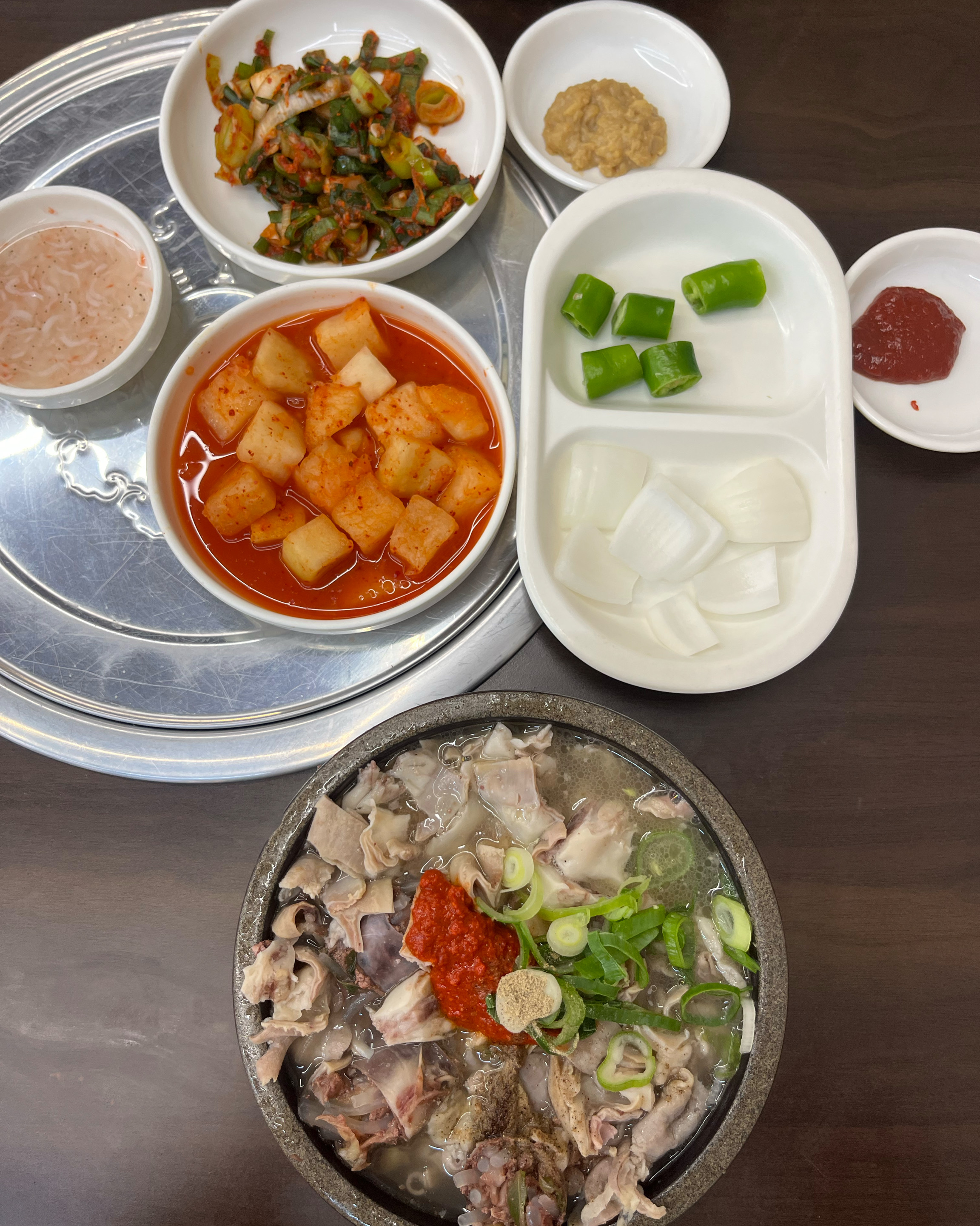 대전 도착하자 먹으러 왔습니다 ~ 여행의 첫끼를 든든하게 시작했어요 :) 이곳은 밥을 말아