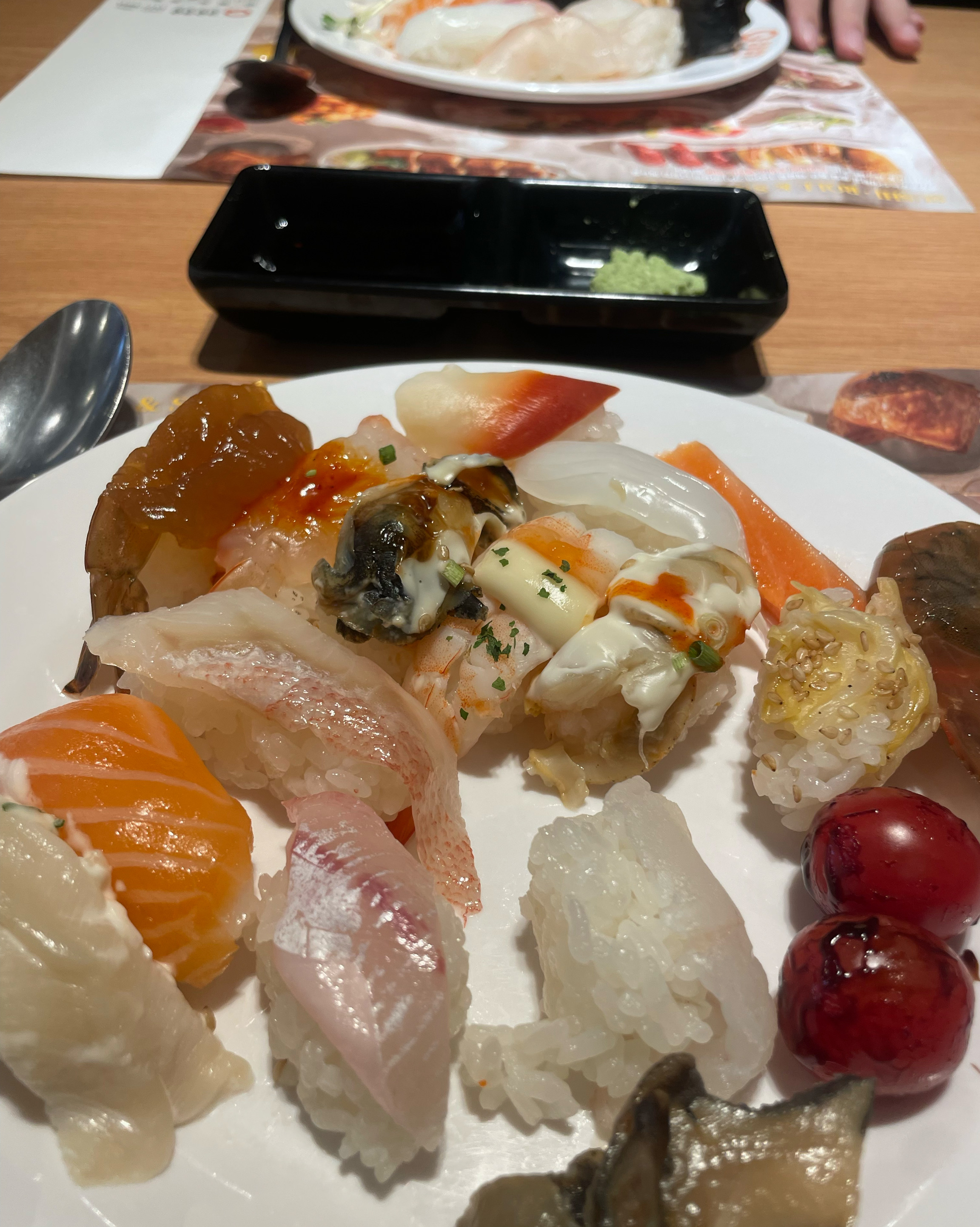 너무 다양한 음식이 있어서 좋았어요 다음에도 또 오고 싶어요!! - 부산 남포동 맛집 쿠우쿠우 부산 광복점