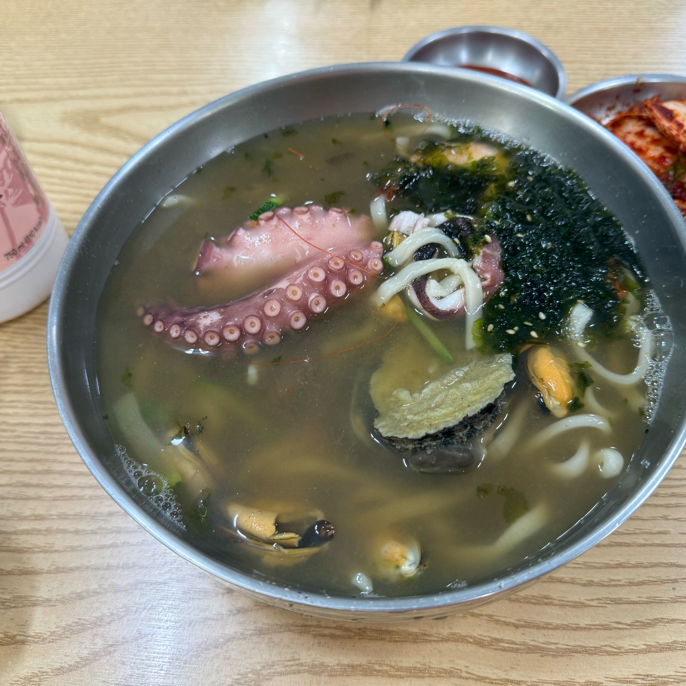 인생칼국수 먹고 갑니다🙂‍↕️ - 제주 맛집 협재칼국수
