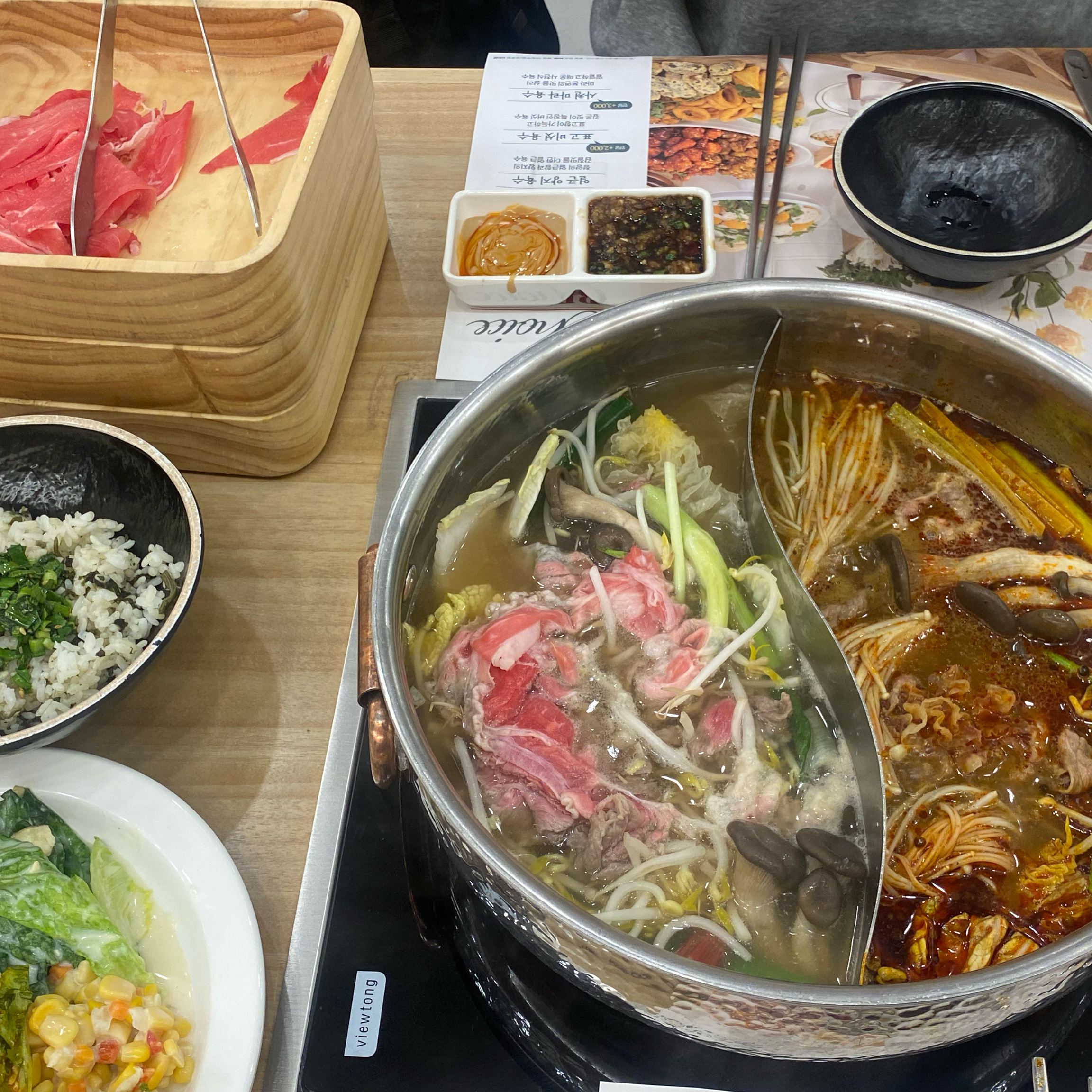 매장이 넓고 깔끔해서 좋고 - 가산디지털단지 맛집 샤브올데이 서울가산점