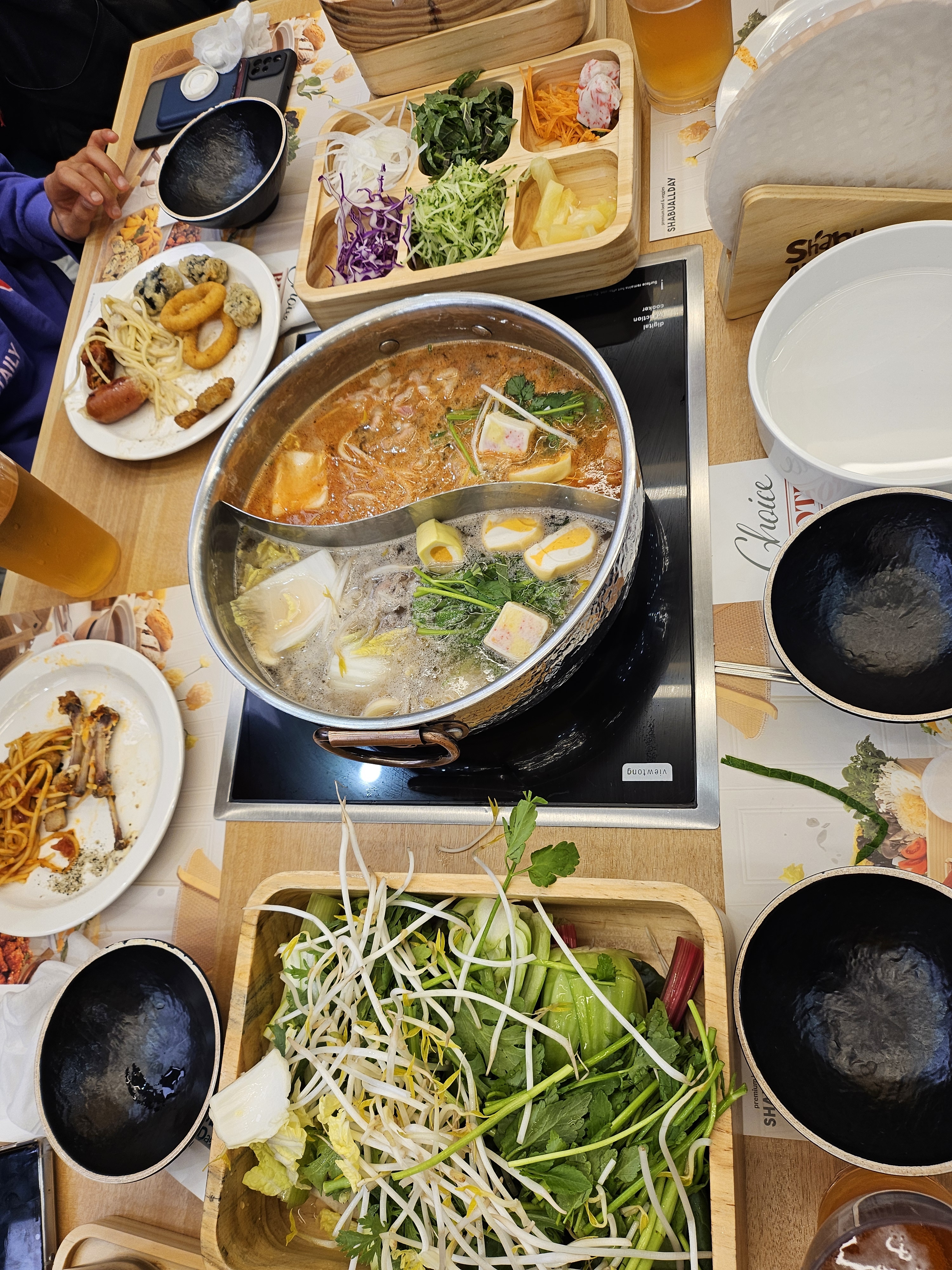 가족모임 왔는데 - 봉천역 맛집 샤브올데이 서울봉천점