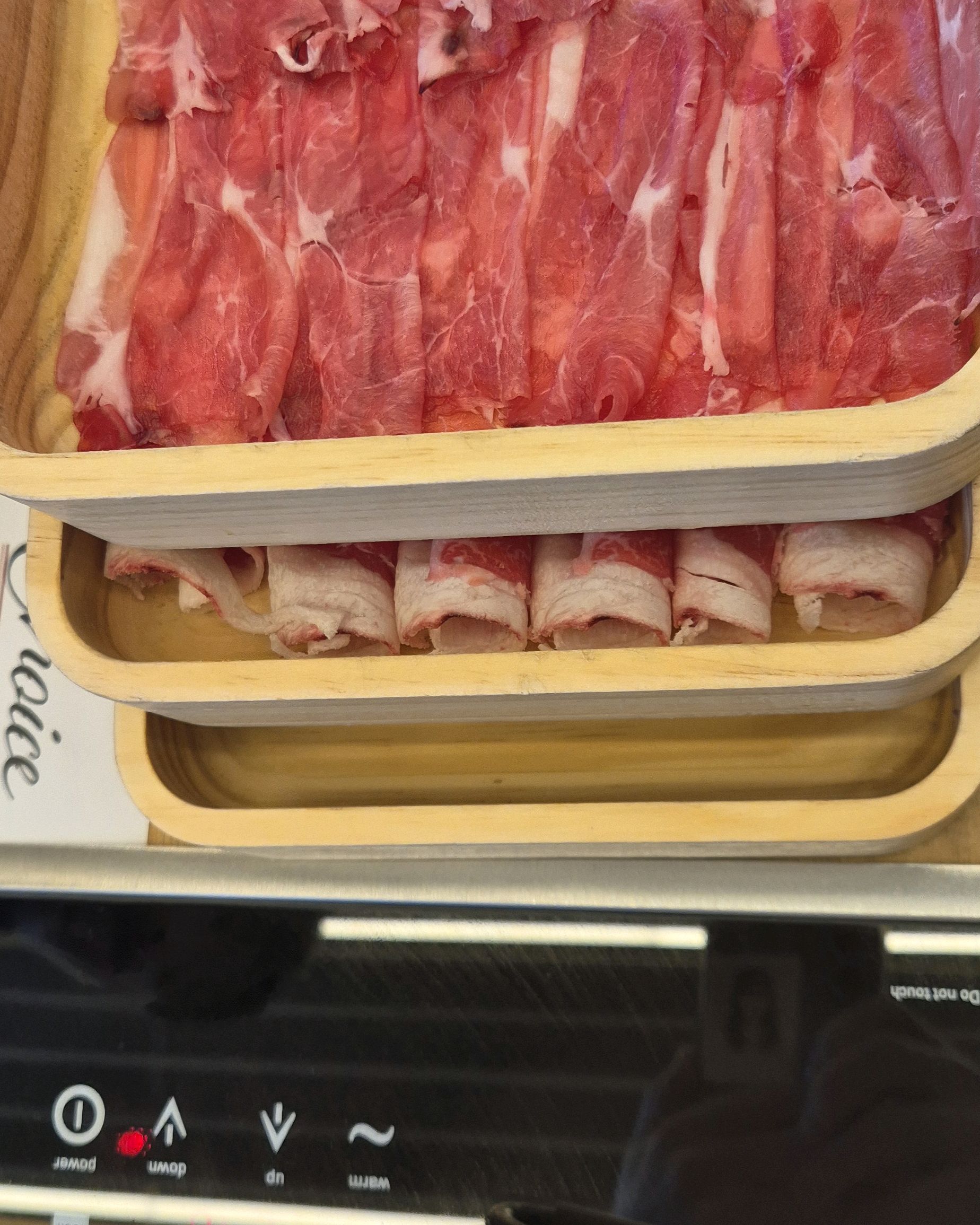 오늘 집사람 생일이라 처음 갔는데 사람 대박이네요 - 거제 상동 맛집 샤브올데이 경남거제점