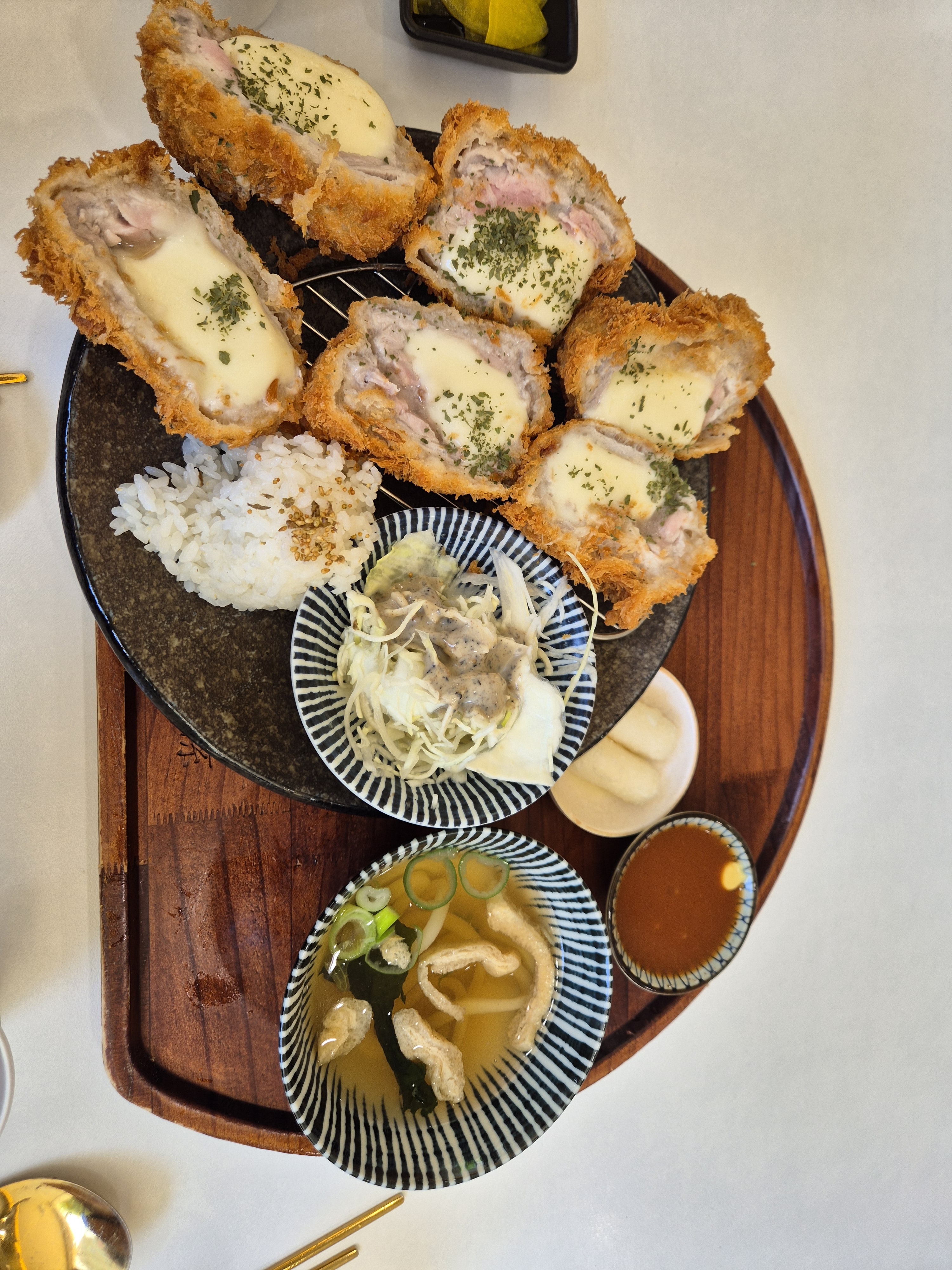 언제나만족합니다! 맛있고 예쁘고 가격까지합리적이에요. 아이들이좋아해서 매주오는것같아요^^ - 역곡역 맛집 백소정 역곡역점