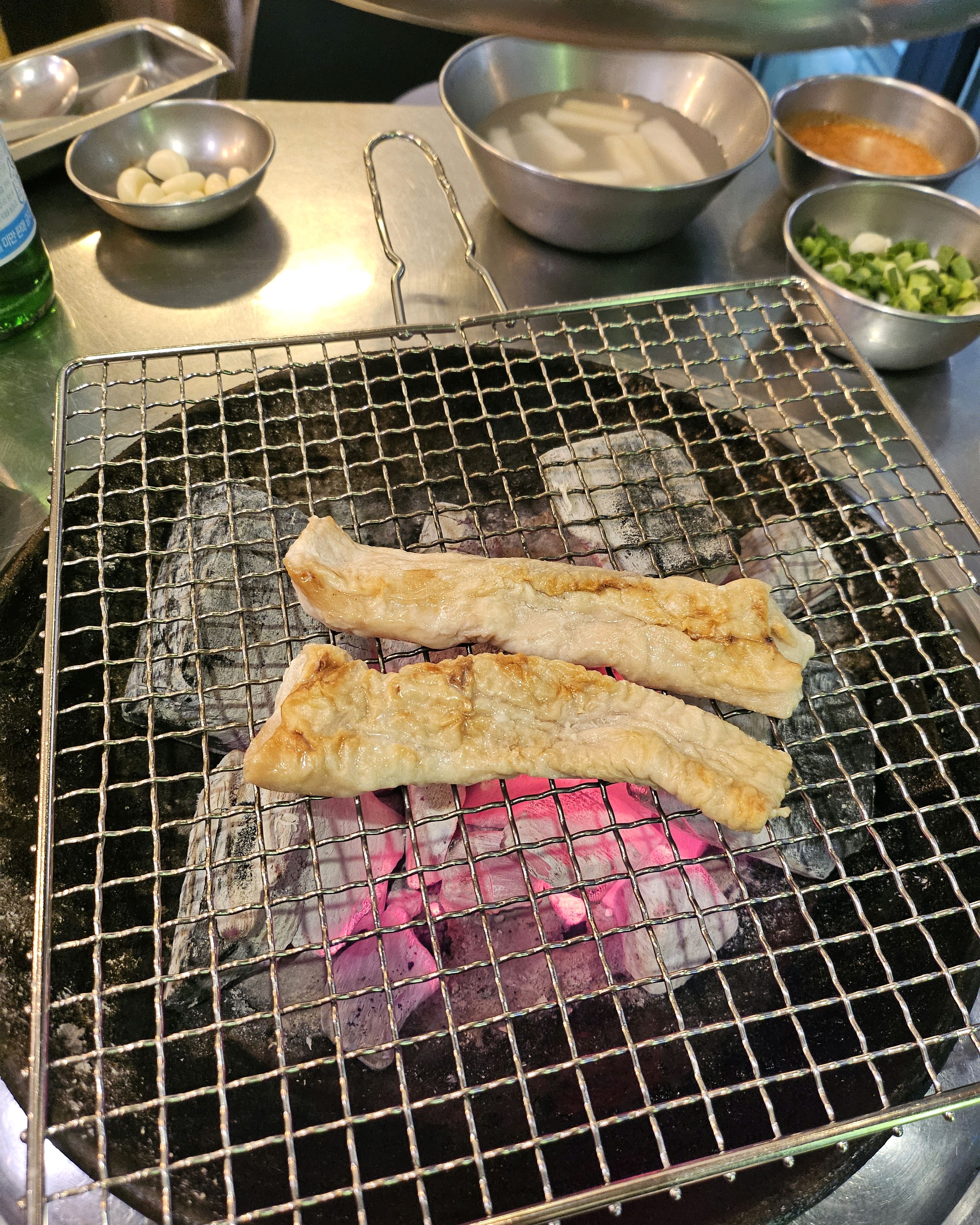 예랑이랑 대구 여행왔다가 호텔근처 막창집에 오게 됐는데 담에 또 방문해야겠어요~!! - 대구 맛집 우야지막창 동대구역점