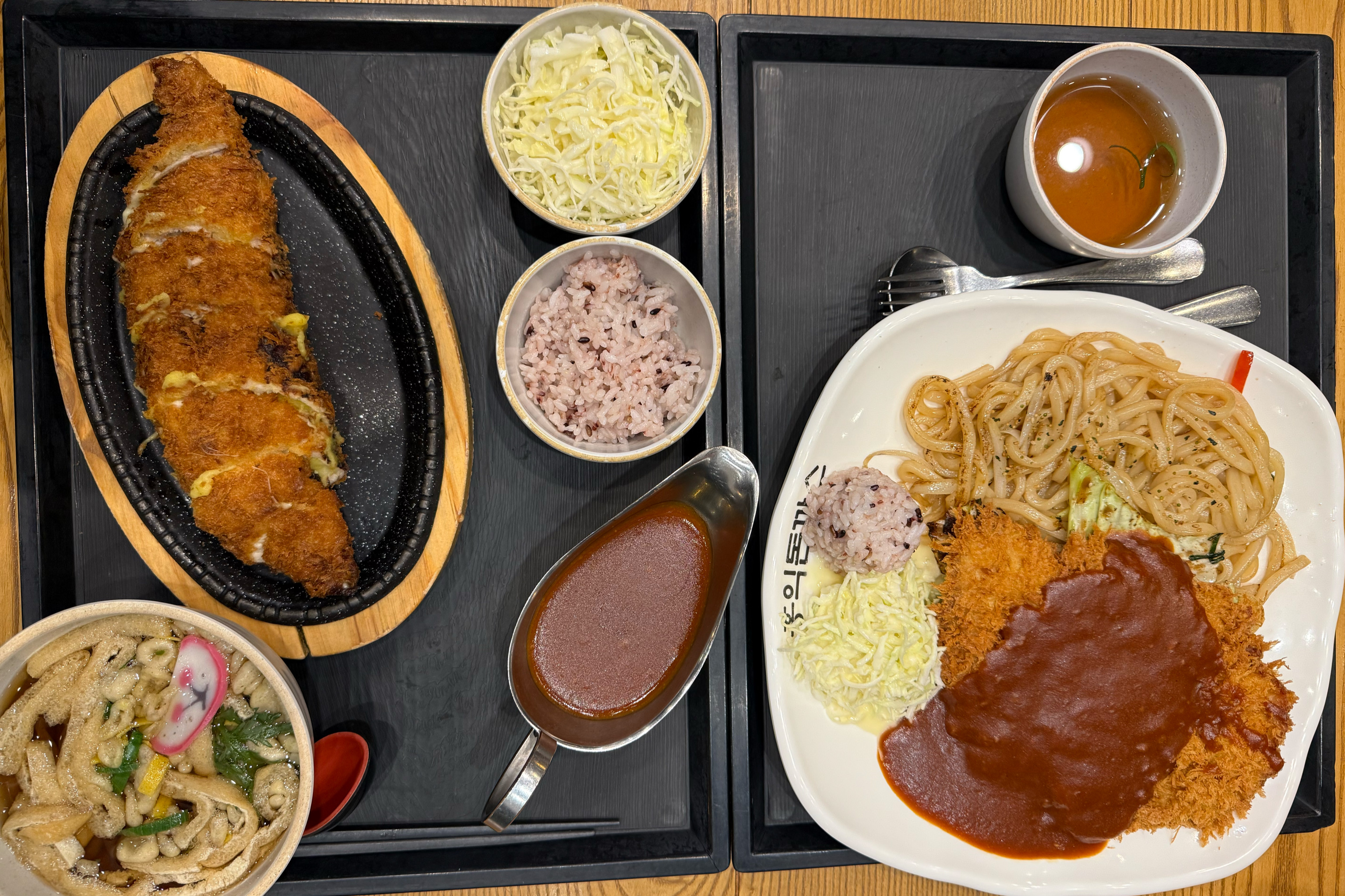돈까스 맛집이예요!! 가게도 깔끔해서 좋아요~ - 전주 평화동 맛집 홍익돈까스 전주평화점