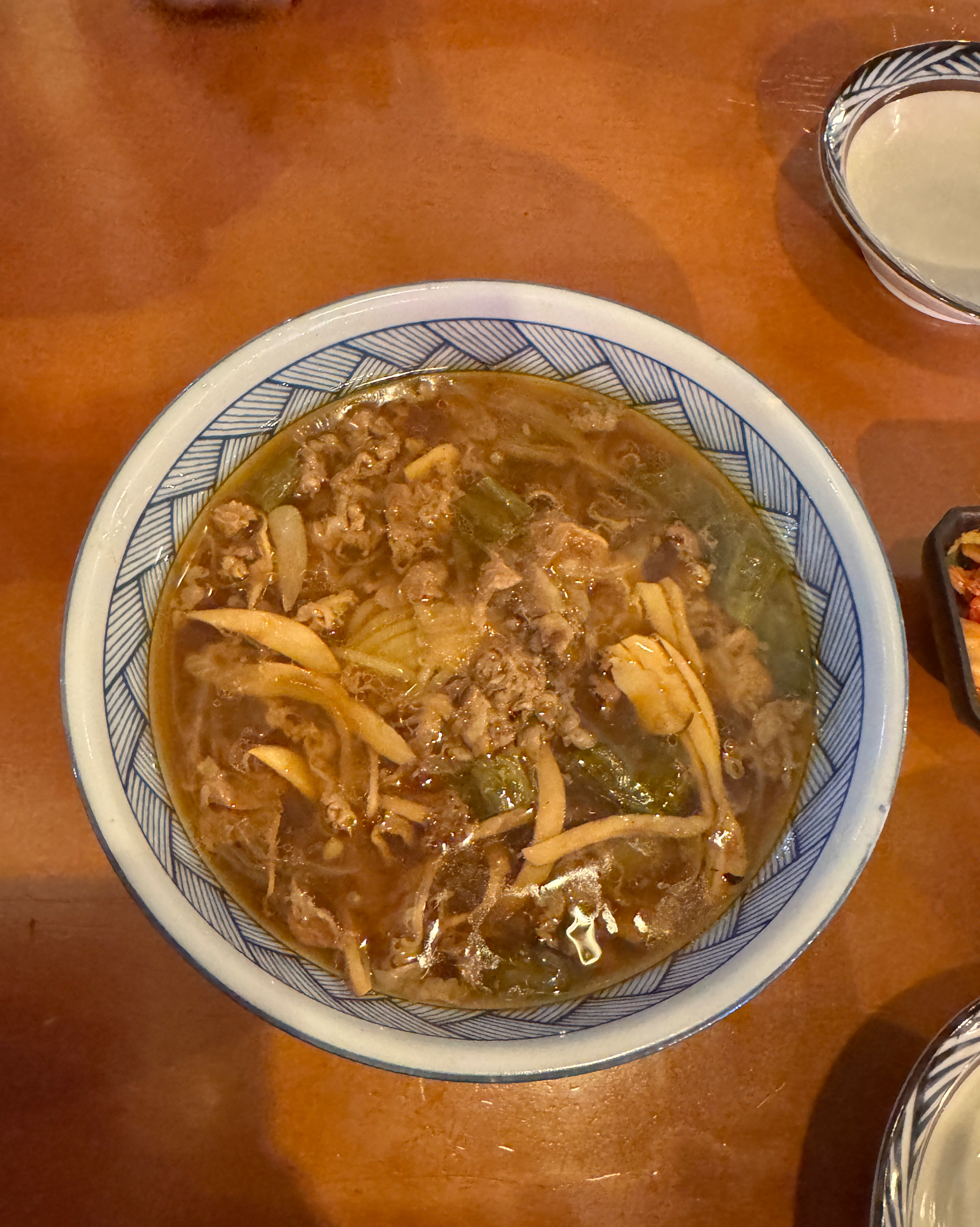 국수가 맥주 안주 식사대용으로 제격이예요 맛있어요 산책하다.우연히 발견하고.들어간 곳인데