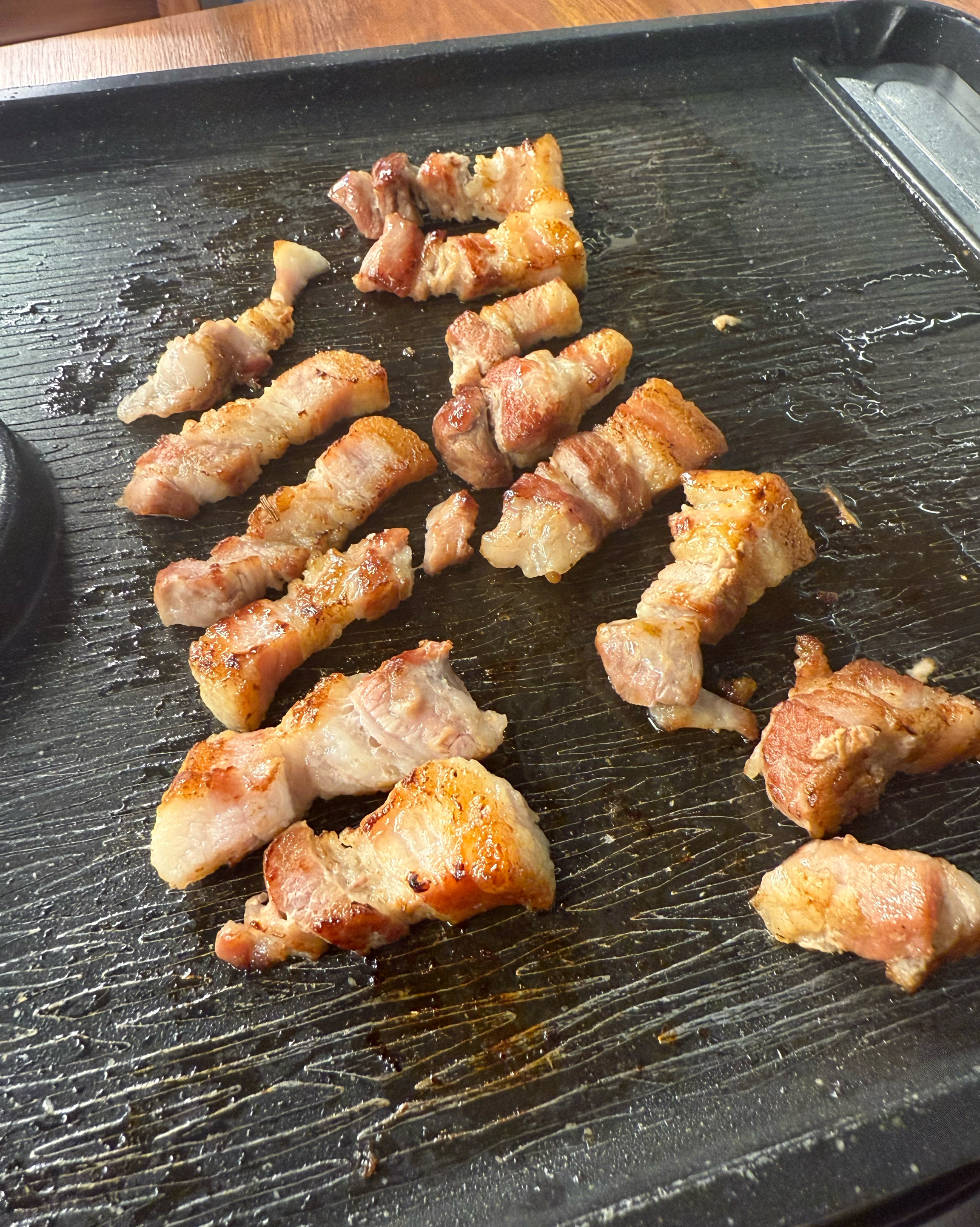 매장 깨끗하고 직원분들도 착하셔서 - 불당동 맛집 노걸대감자탕 불당점