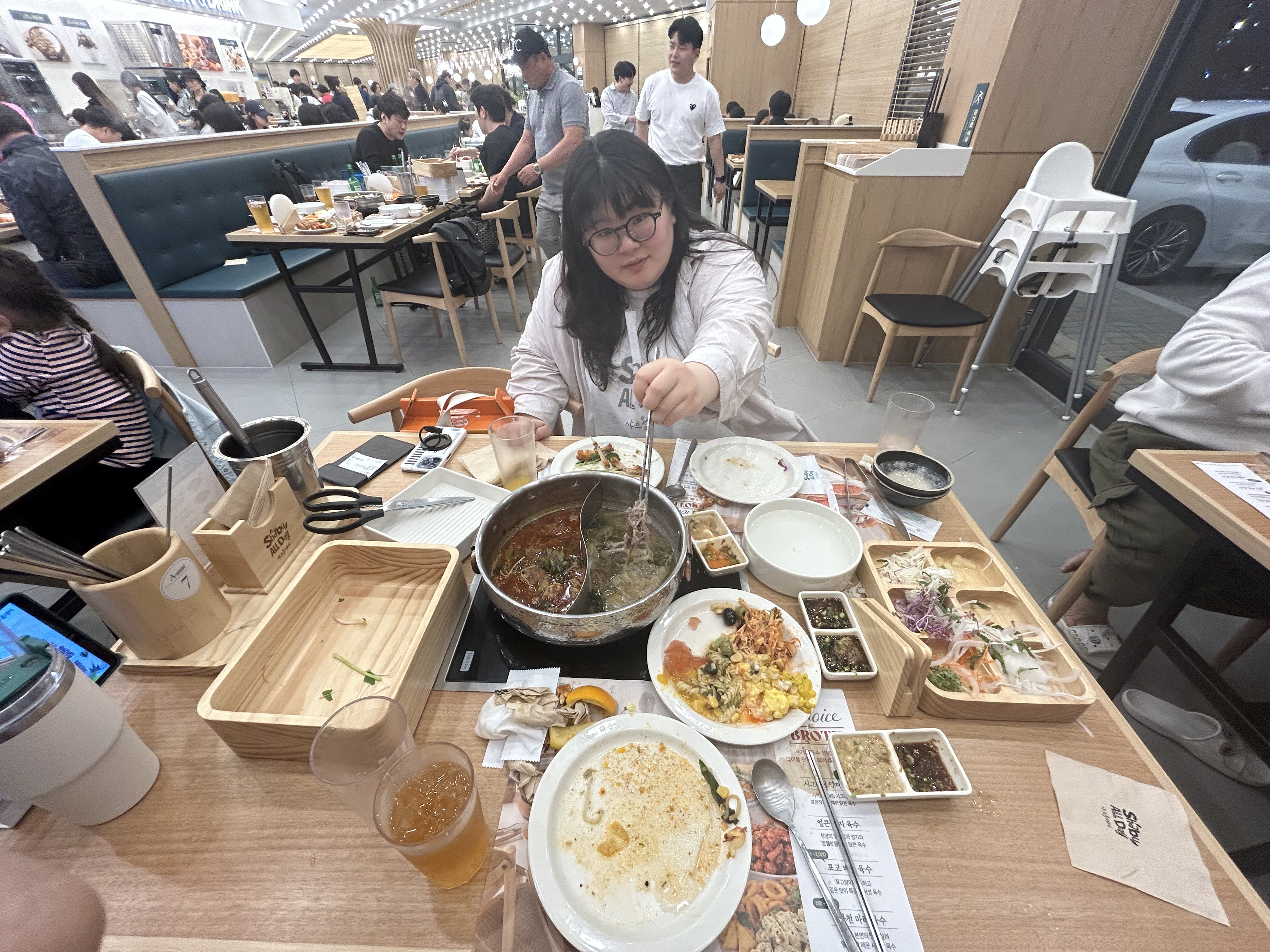 샤브샤브 채소와 고기가 신선해서 좋아요! - 오산 세교 맛집 샤브올데이 오산세교점