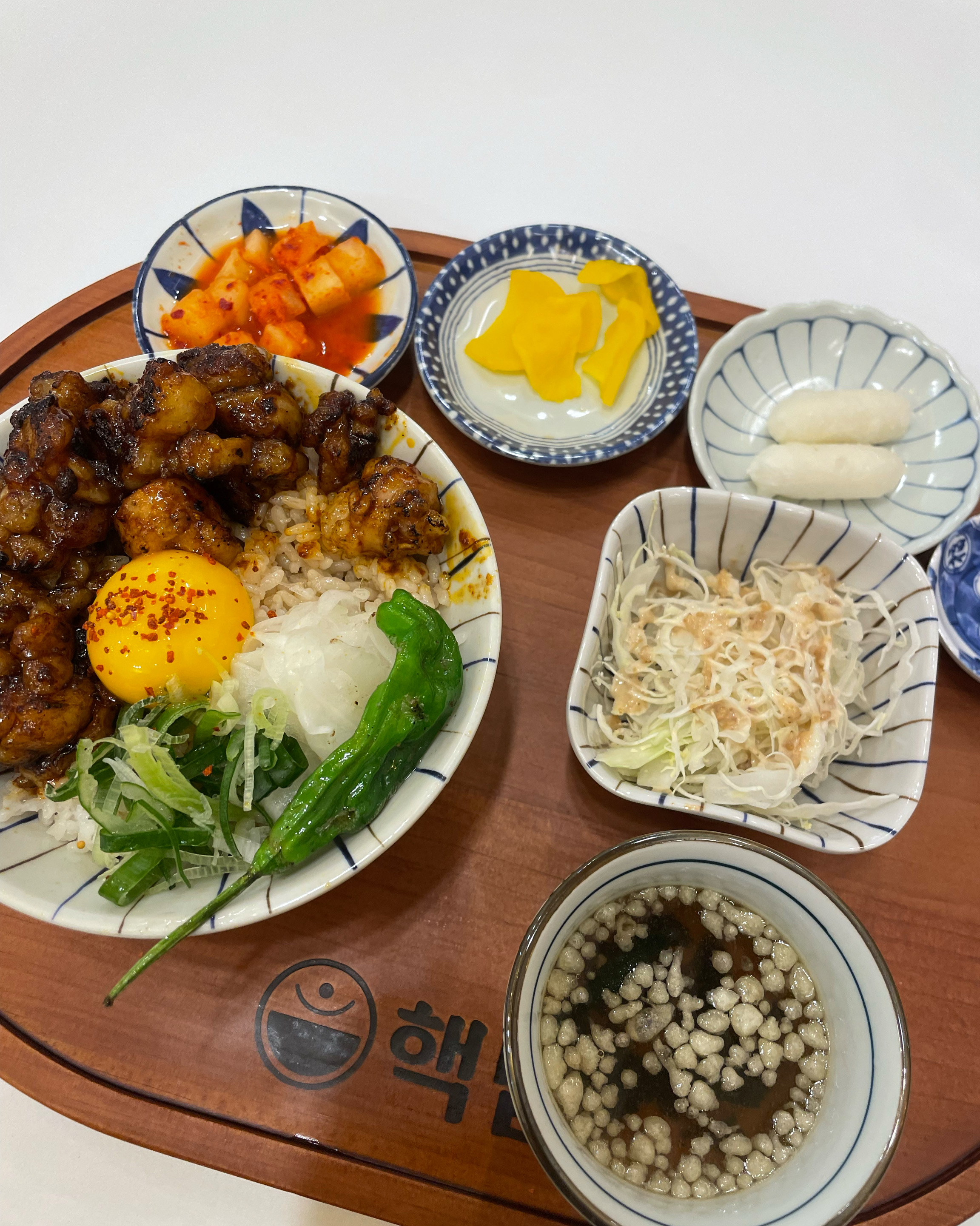 진짜 너무 맛있네용.. 혼밥하기도 좋고 다음에도 올 것 같아요!! - 천호동 맛집 핵밥 암사점
