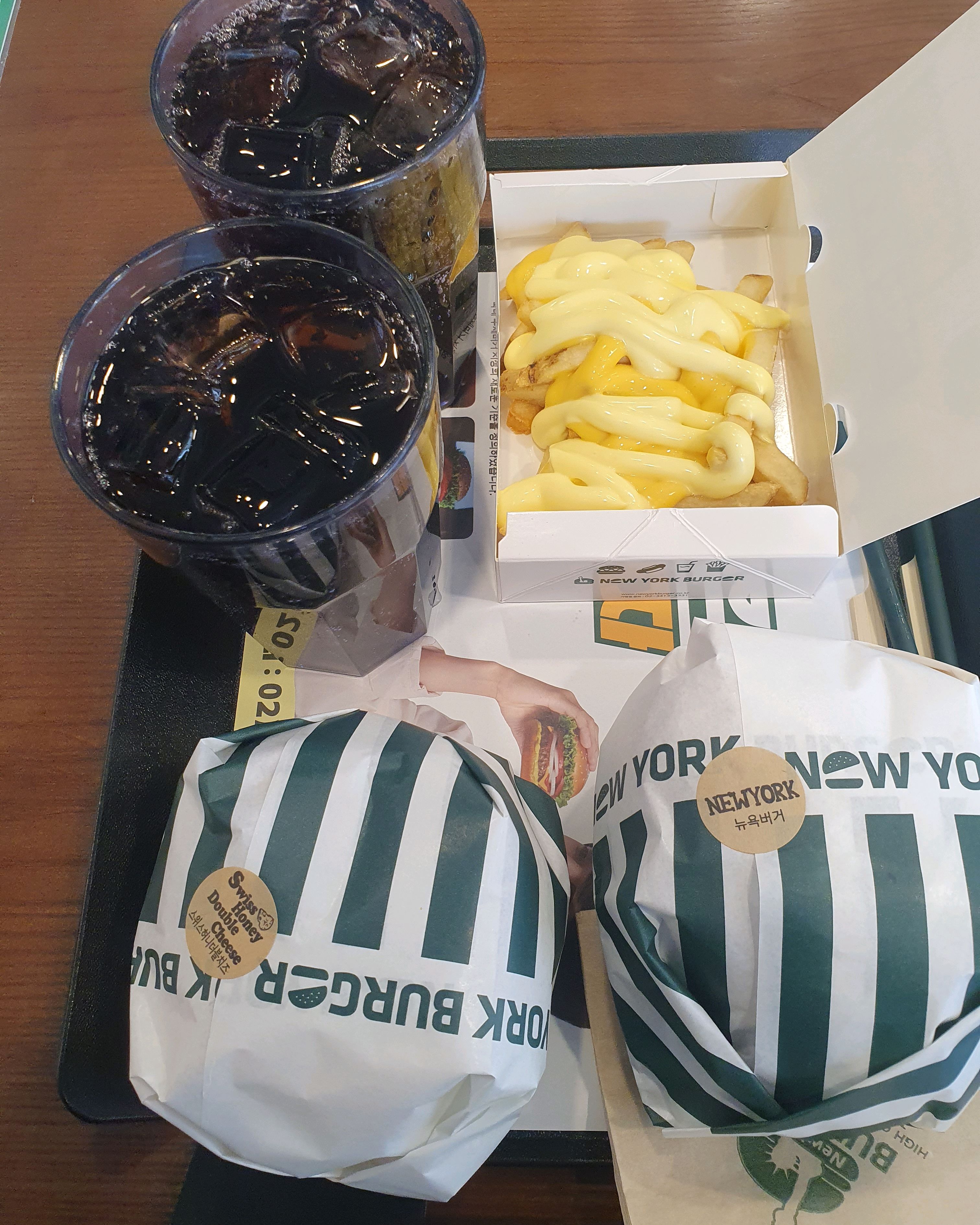 천호 근처에 이런 햄버거 집 있는 줄 몰랐는데 - 천호동 맛집 뉴욕버거 천호점